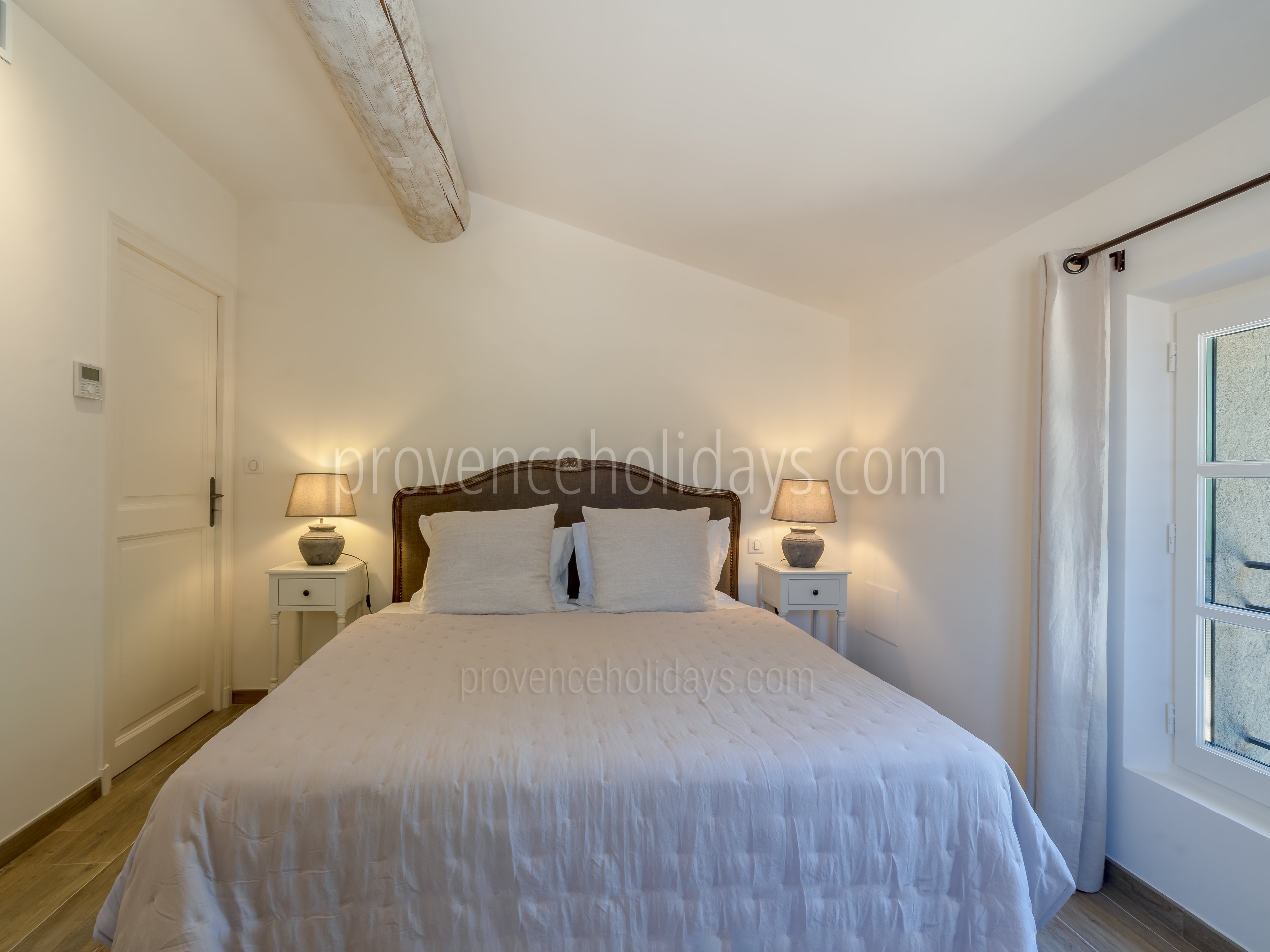 17 - Maison des Amandes: Villa: Bedroom