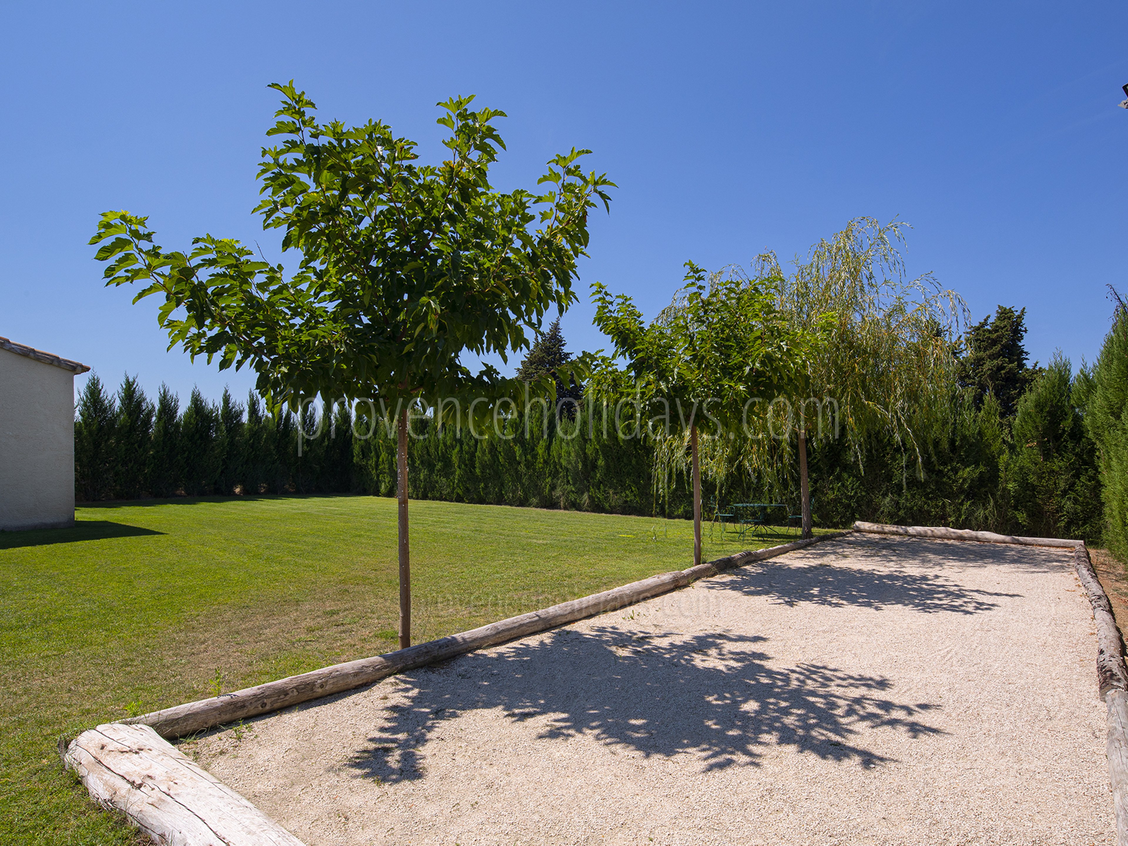 14 - Mas Robion: Villa: Exterior