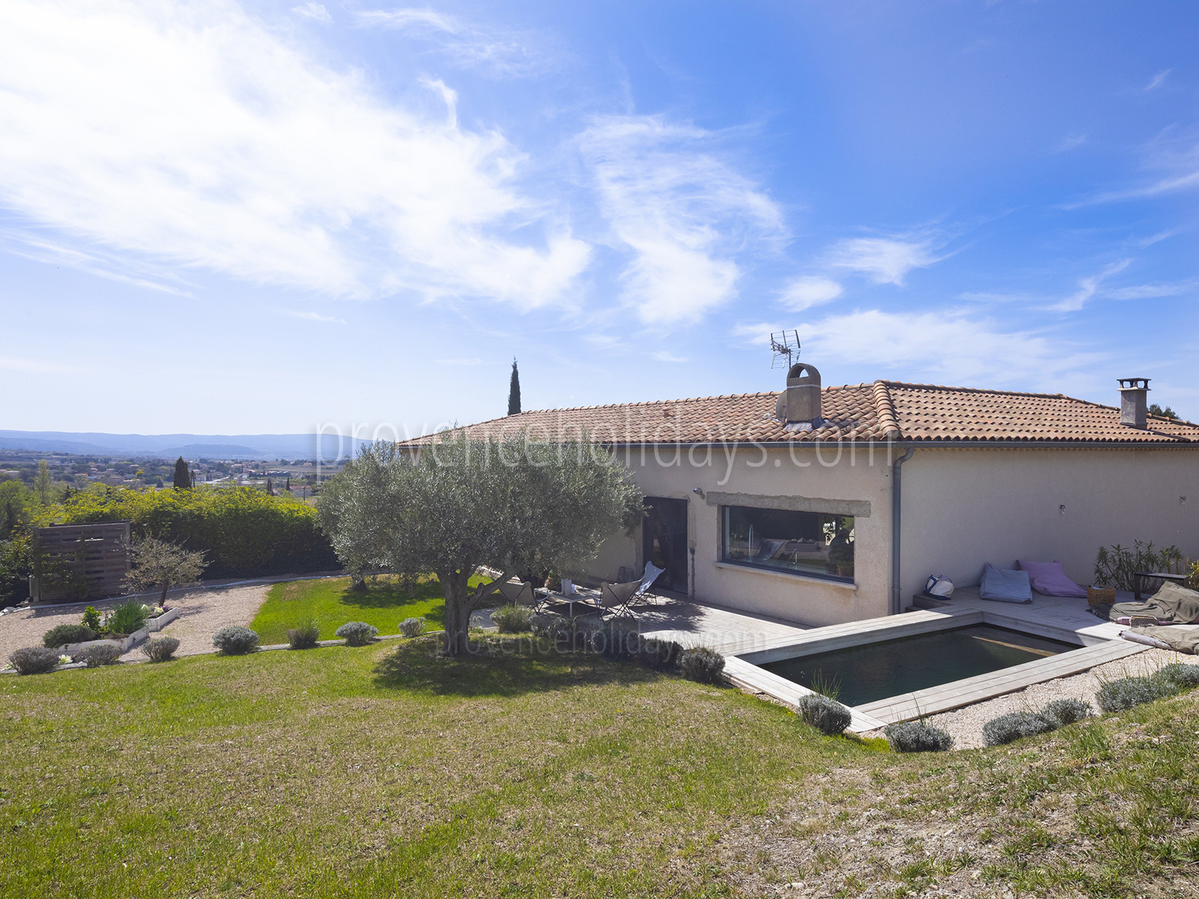 20 - Villa Crillon: Villa: Exterior
