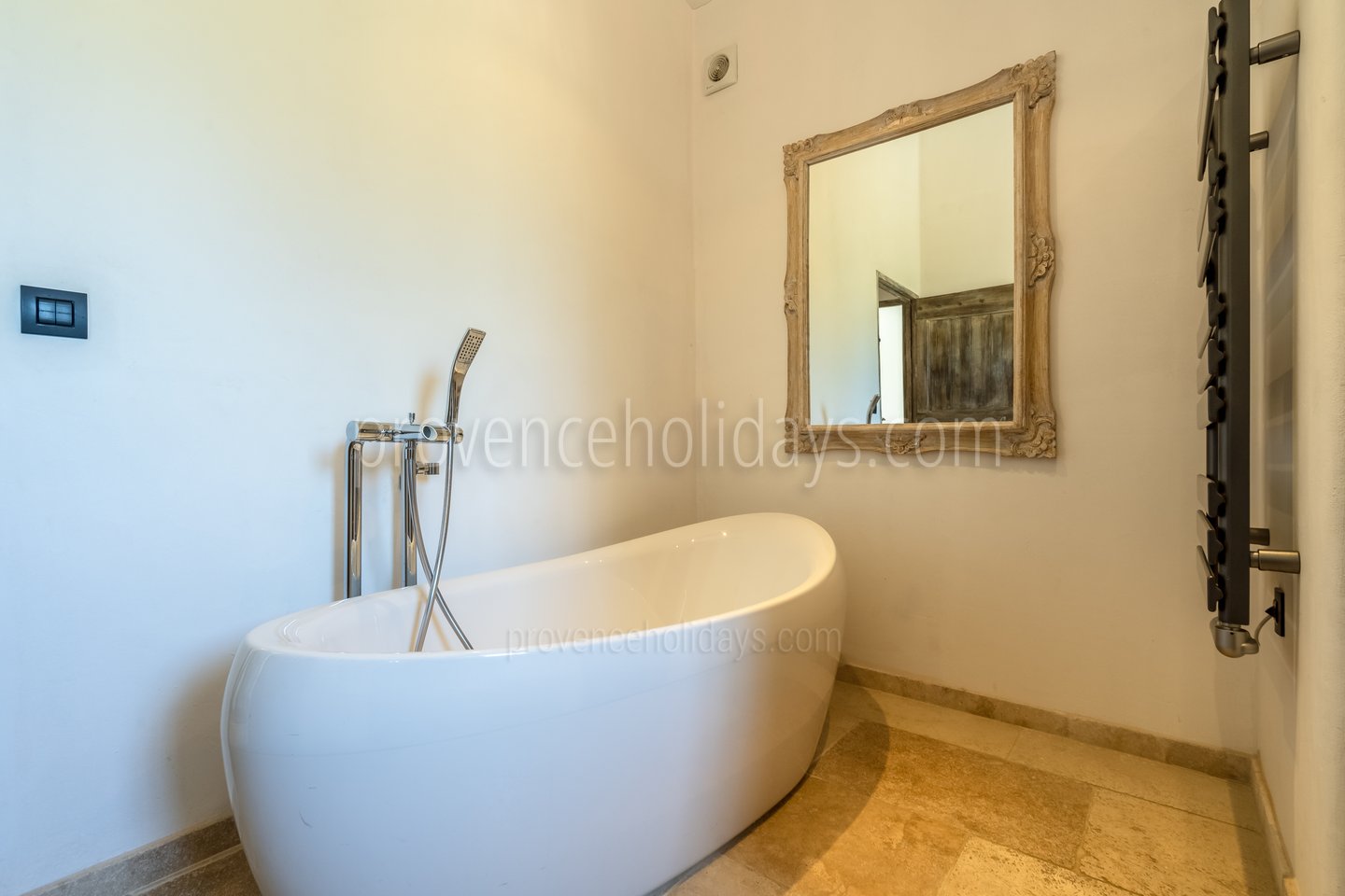 26 - Villa Jasmin: Villa: Bathroom