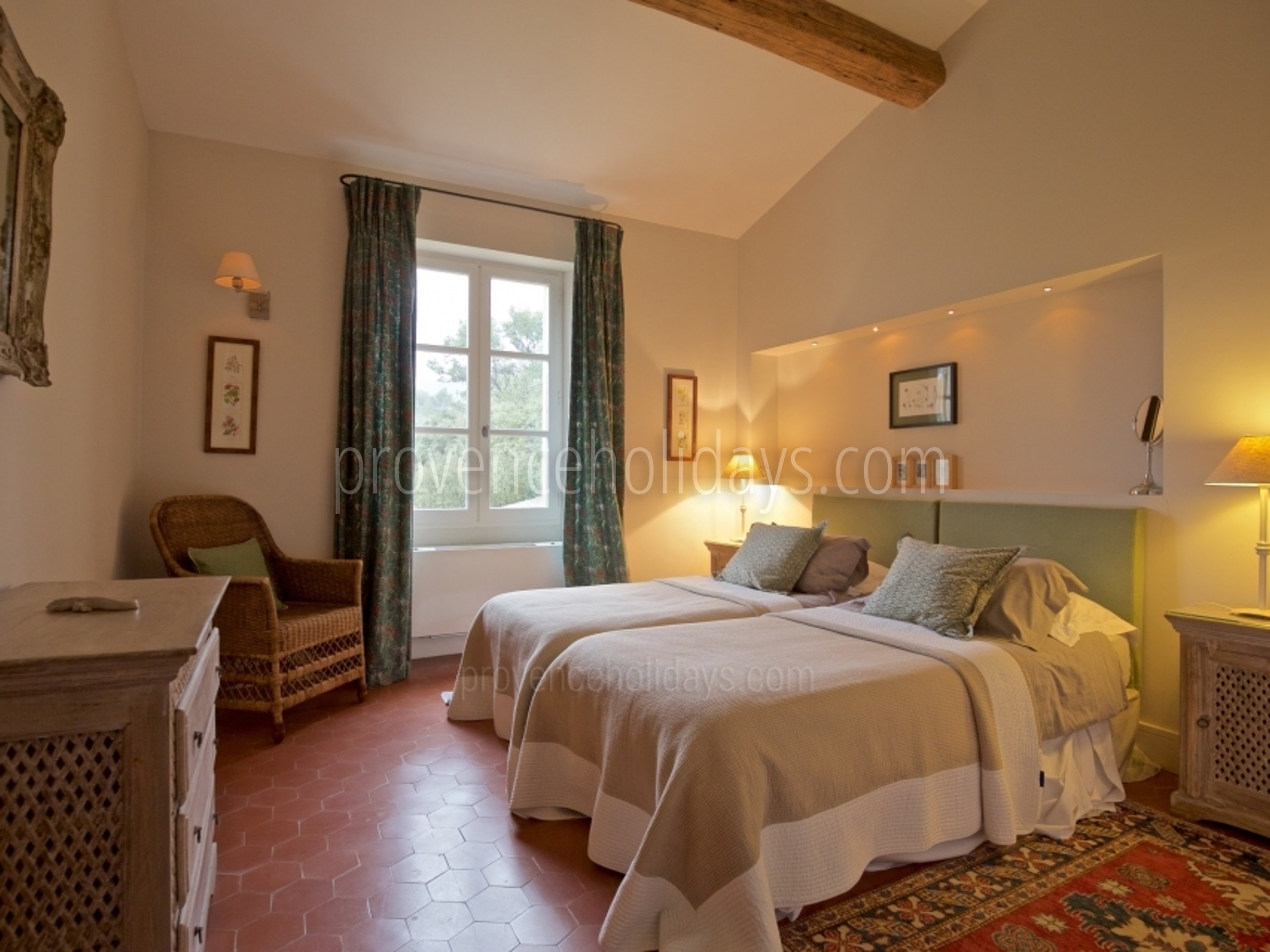 21 - Mas Tranquil: Villa: Bedroom