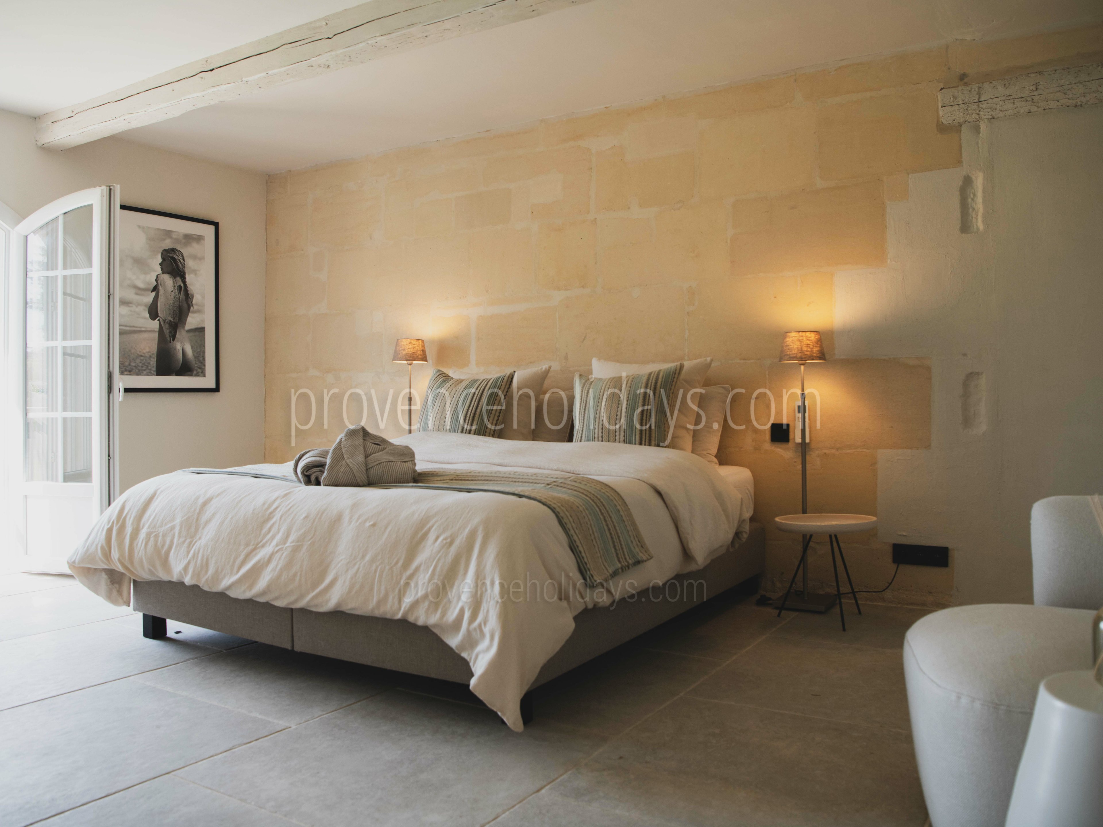 4 - Mas d\'Images: Villa: Bedroom