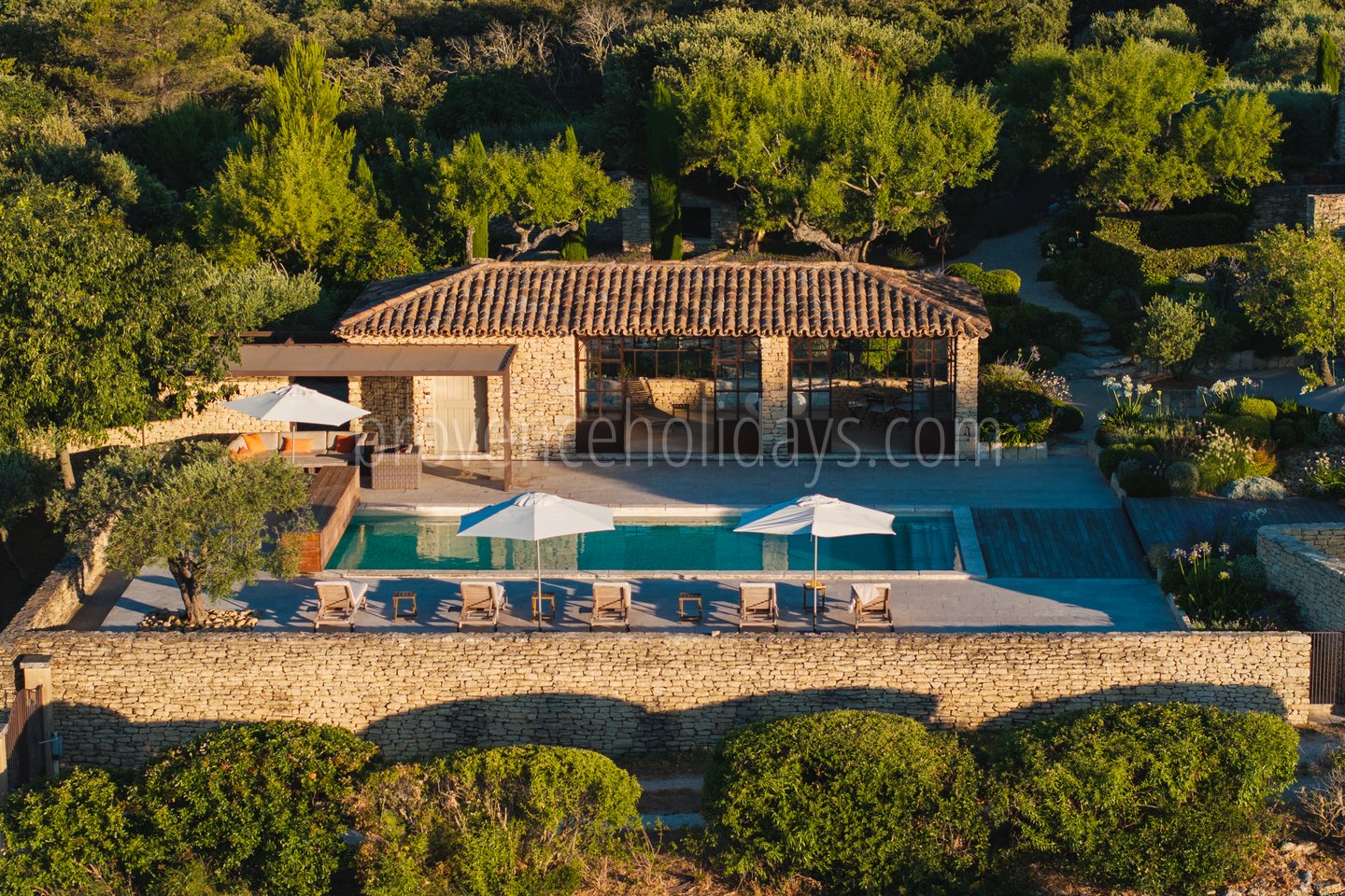 29 - La Bastide Sainte Croix: Villa: Exterior