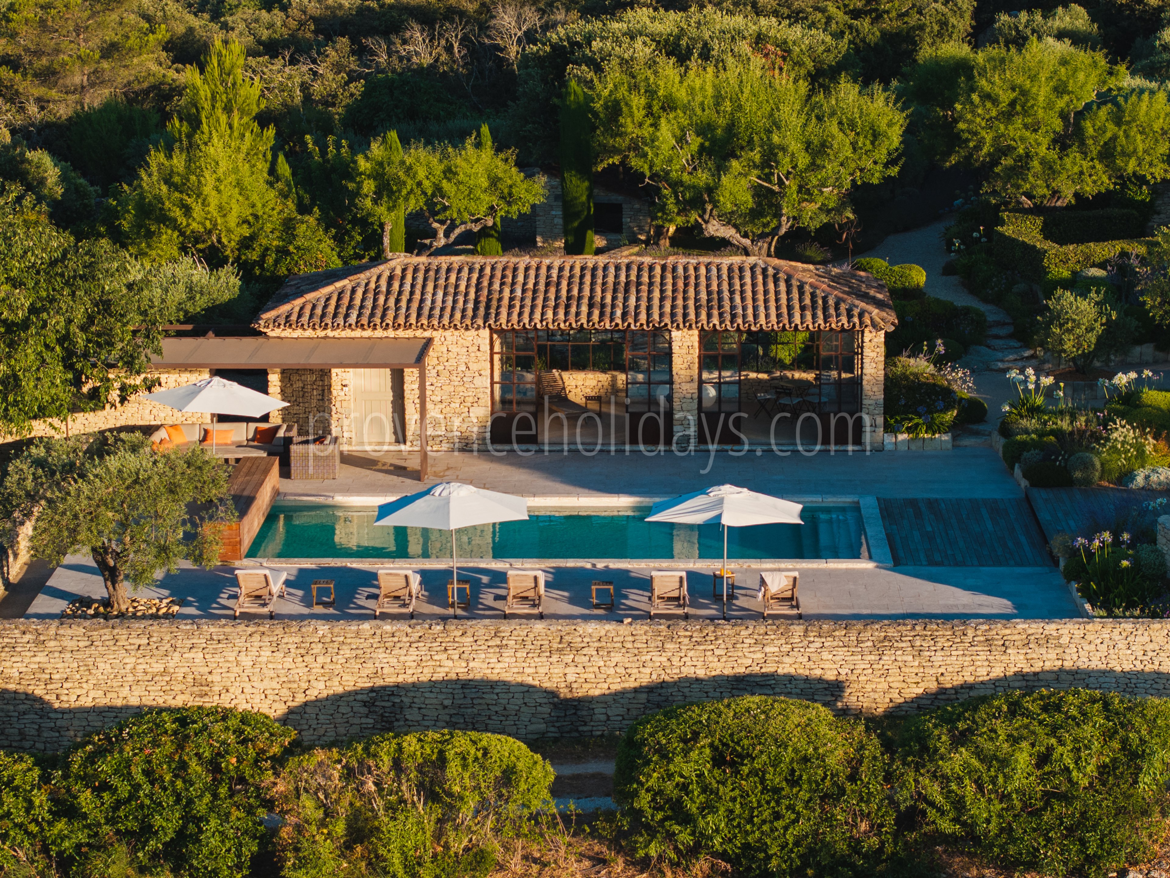 29 - La Bastide Sainte Croix: Villa: Exterior
