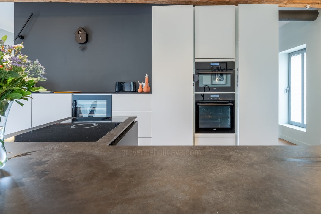 8 - Côté Sorgue: Villa: Interior
