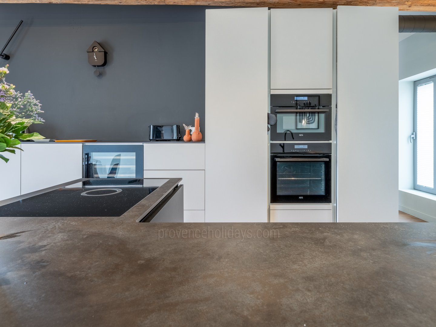 8 - Côté Sorgue: Villa: Interior