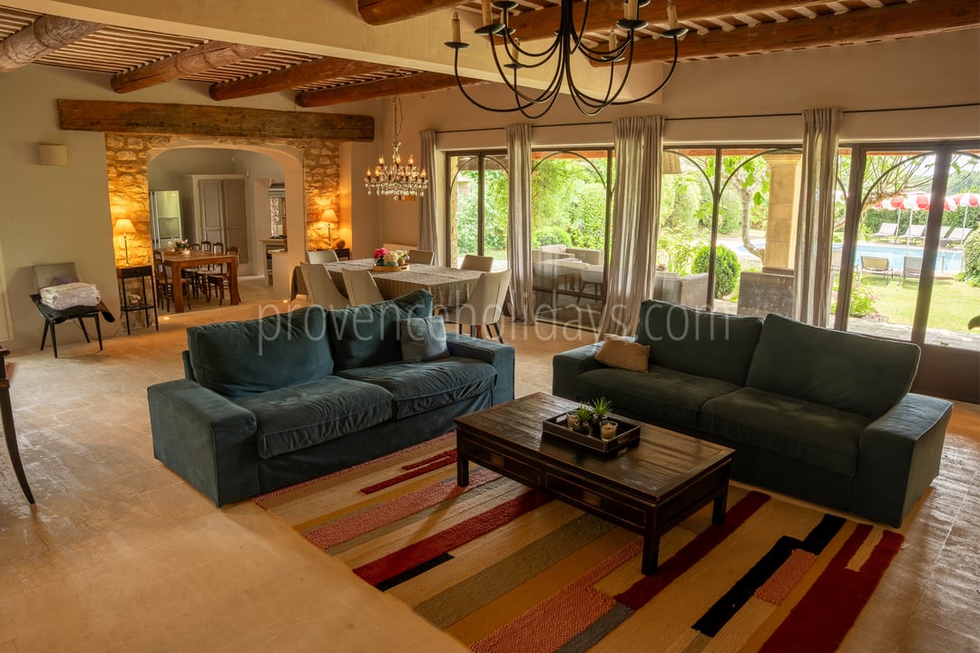 19 - Le Mas de Joucas: Villa: Interior