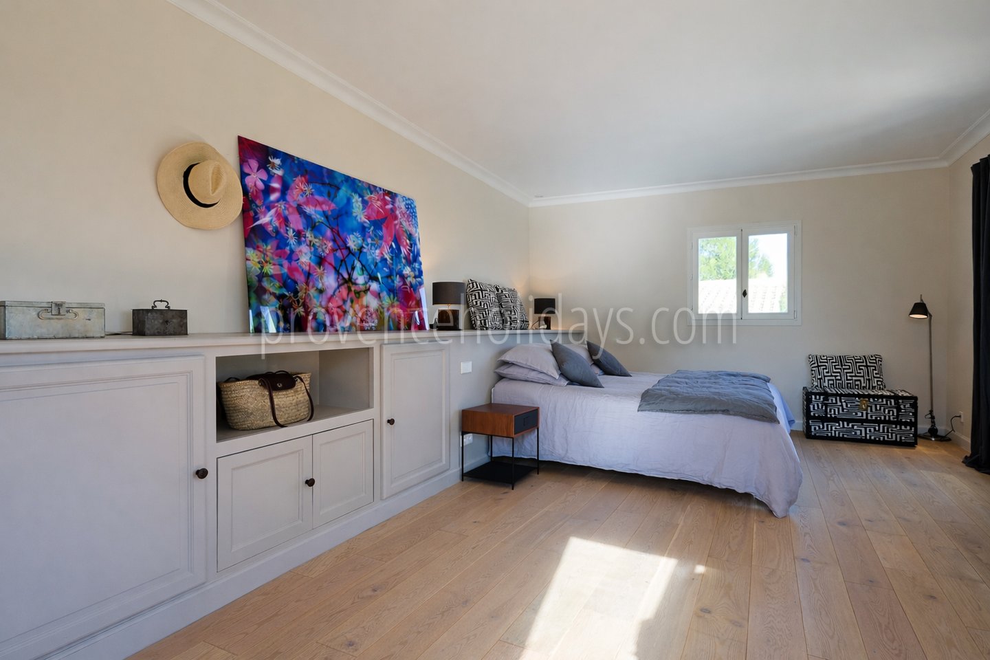 9 - Domaine de la Tour: Villa: Bedroom