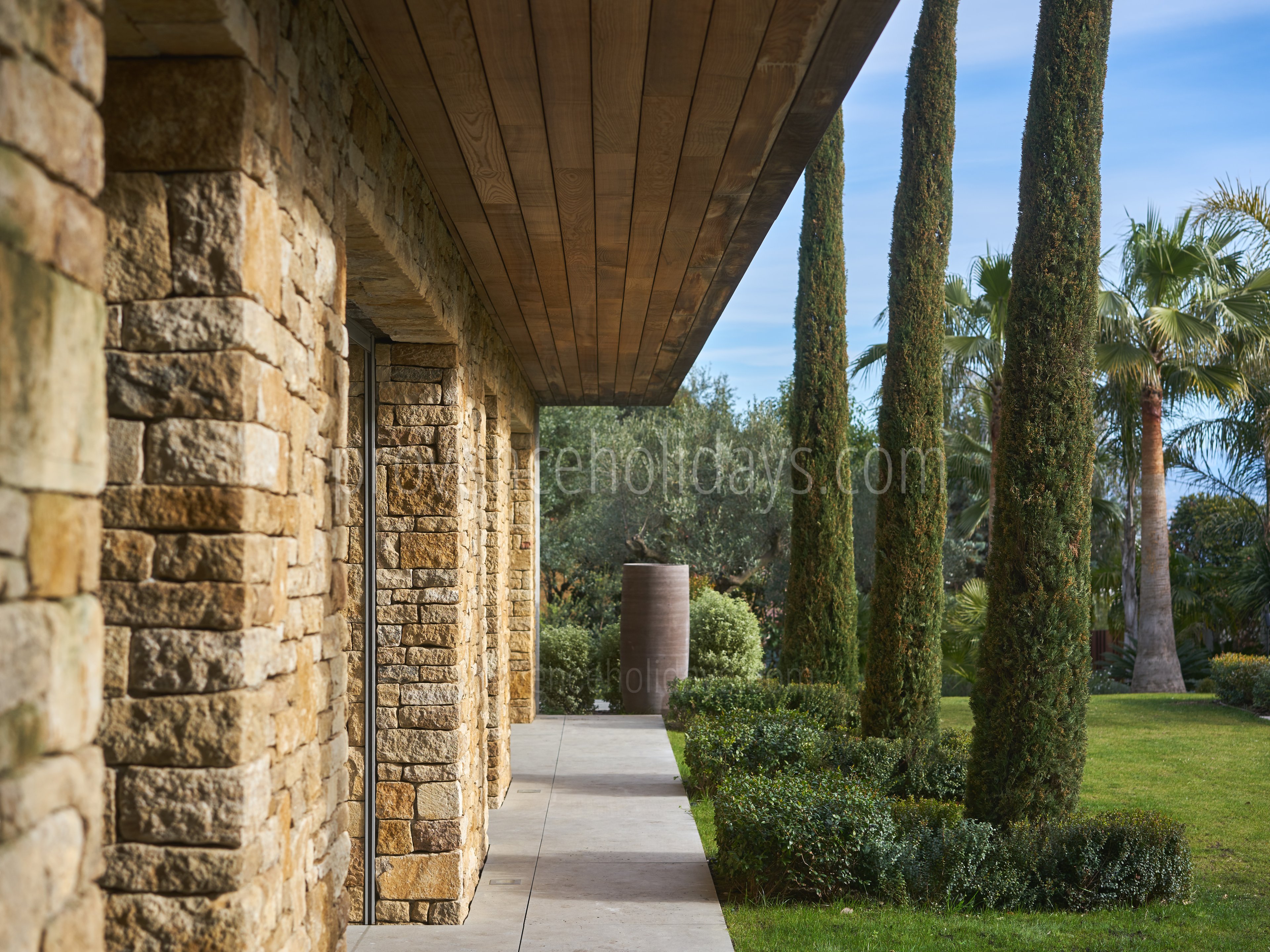 38 - Villa du Cap: Villa: Exterior