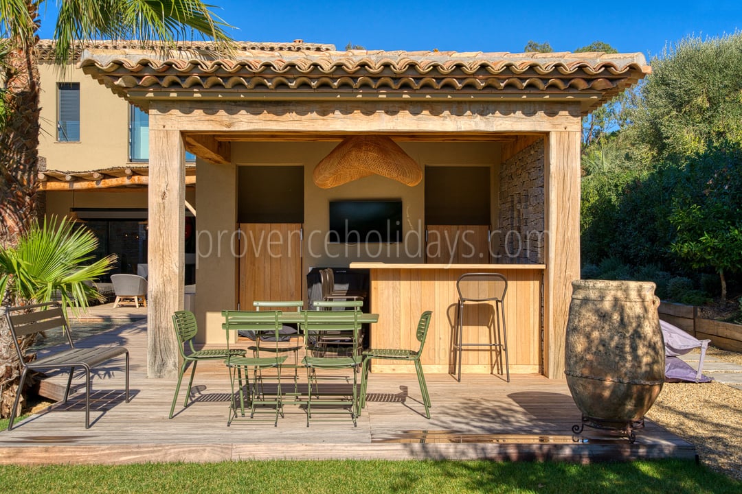 18 - Villa Neptune: Villa: Exterior