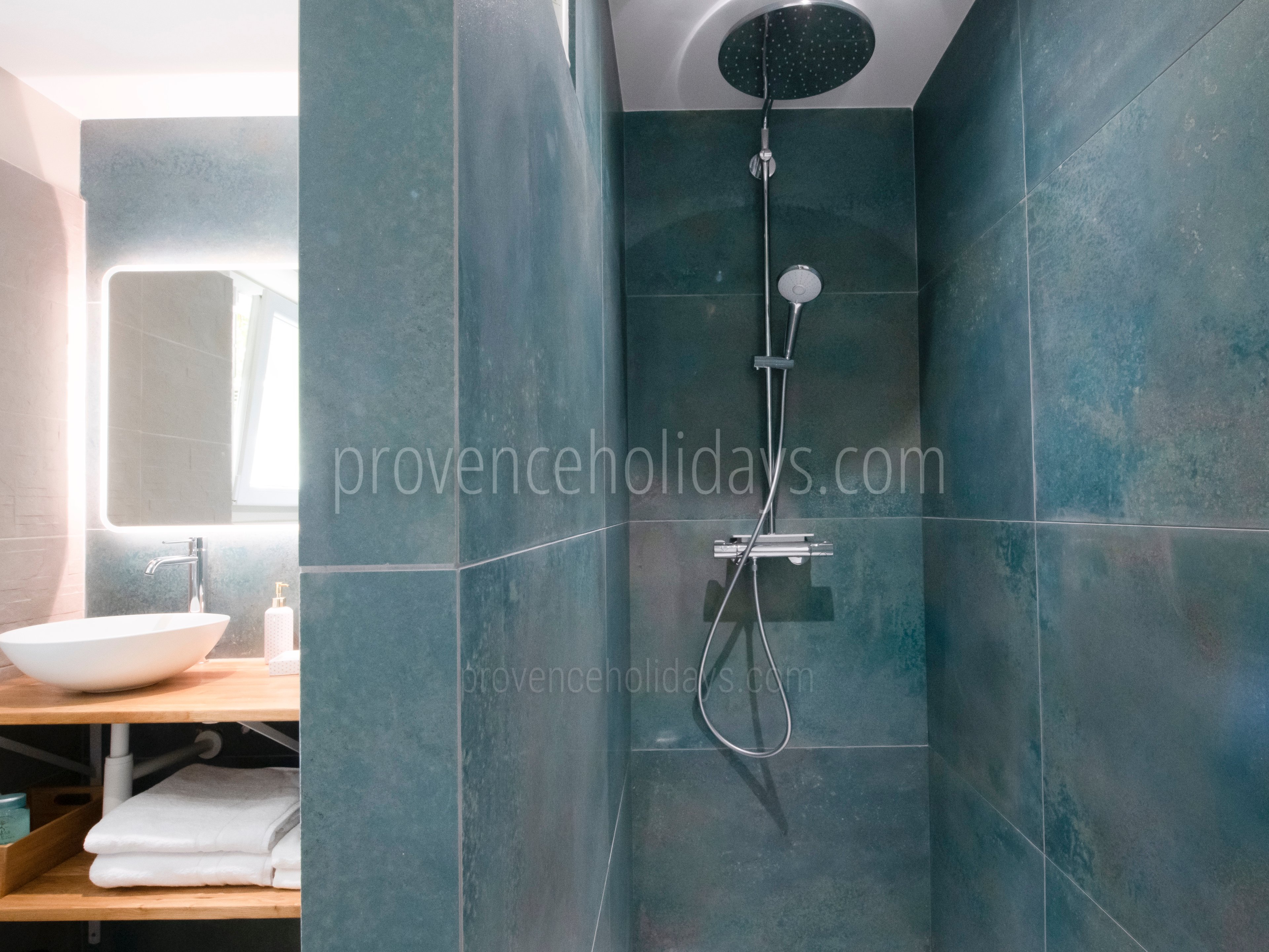 50 - Villa Kimbry: Villa: Bathroom