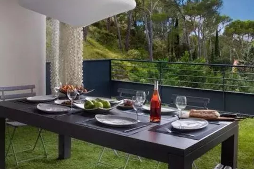 Charming holiday rental with heated pool 7 - Chez Chloé: Villa: Interior