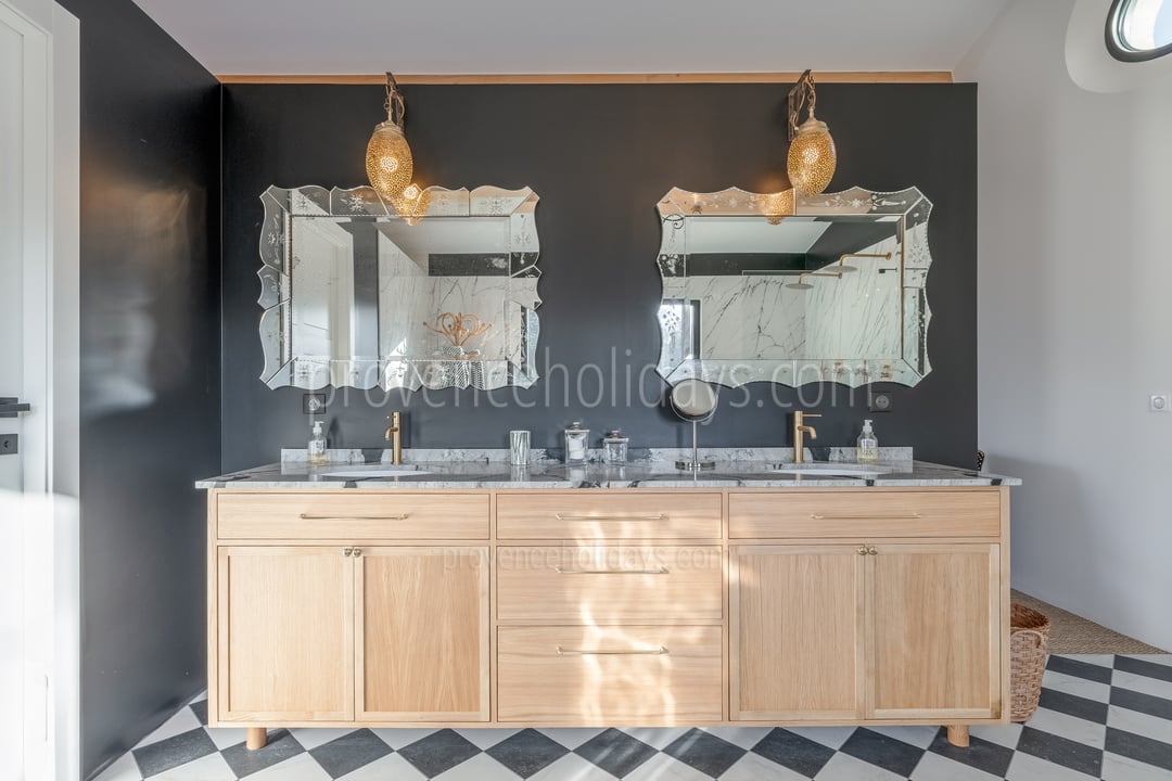 41 - Domaine des Arts: Villa: Bathroom 3