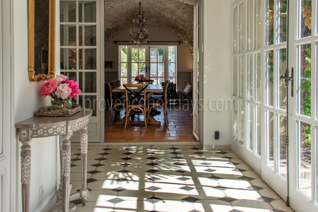 5 - Mas Mouriès: Villa: Interior