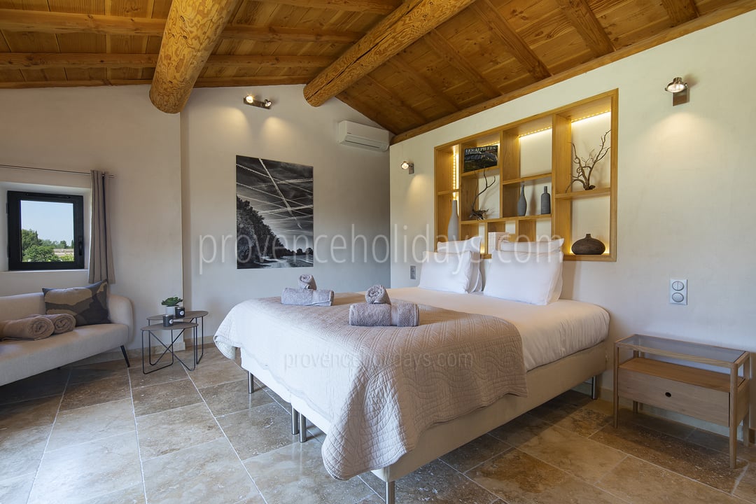 23 - Mas des Thyms: Villa: Bedroom