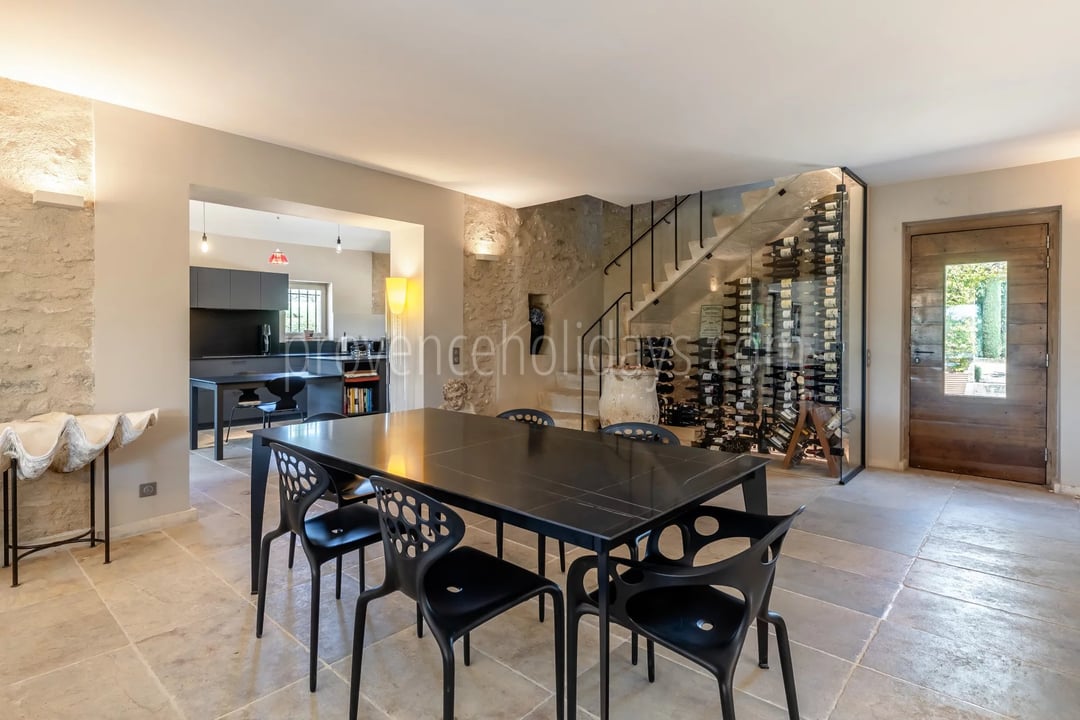 32 - Mas 1850 in Gordes: Villa: Interior