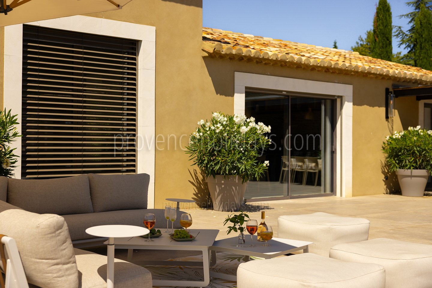 14 - Mas Estelle: Villa: Exterior