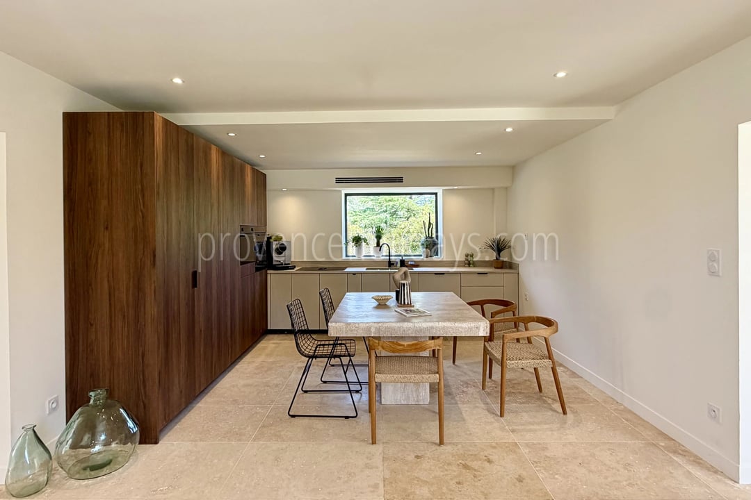 4 - Contemporary house in L\'Isle-sur-la-Sorgue: Villa: Interior