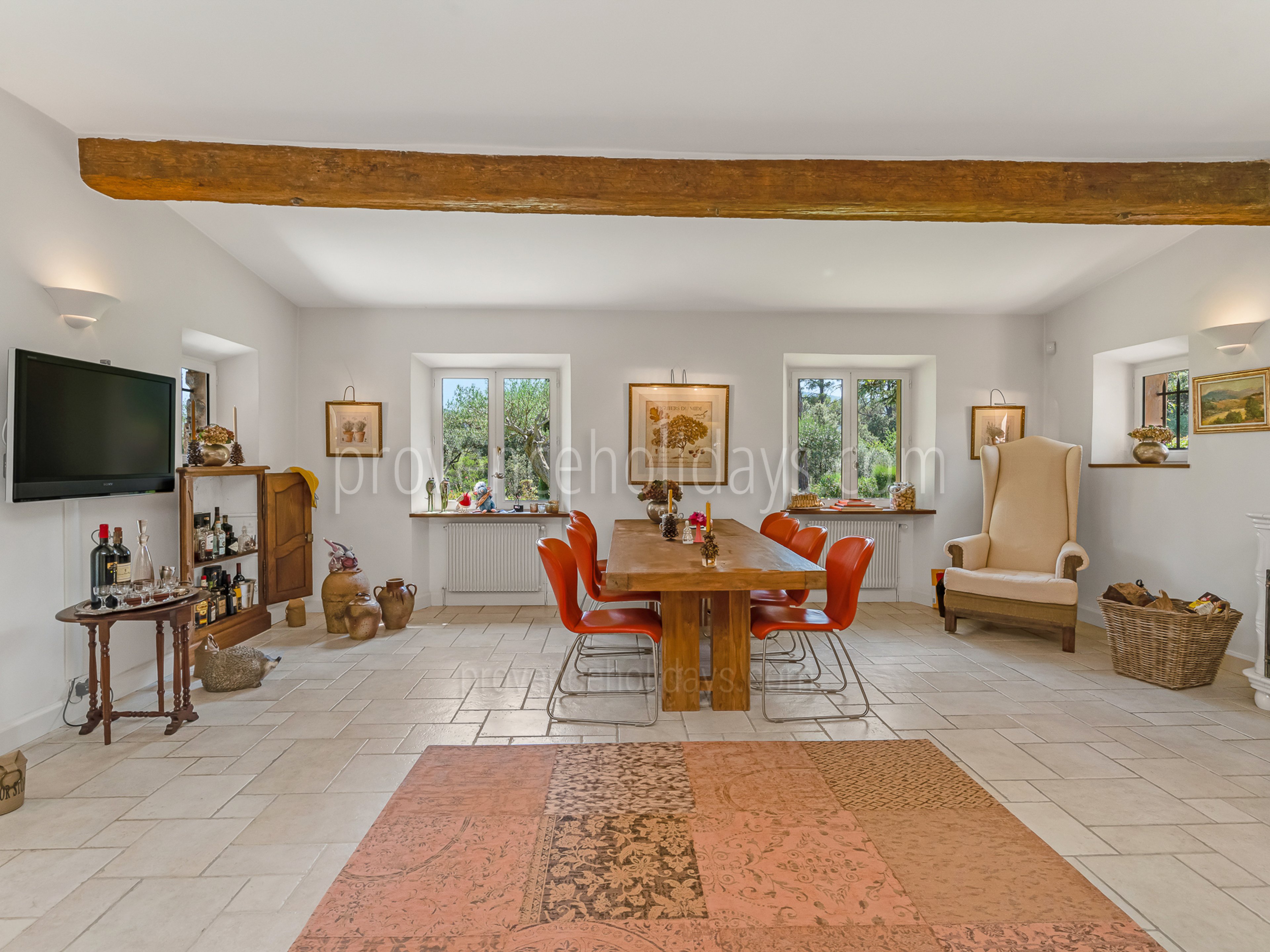 13 - Bastide des Figuiers: Villa: Interior