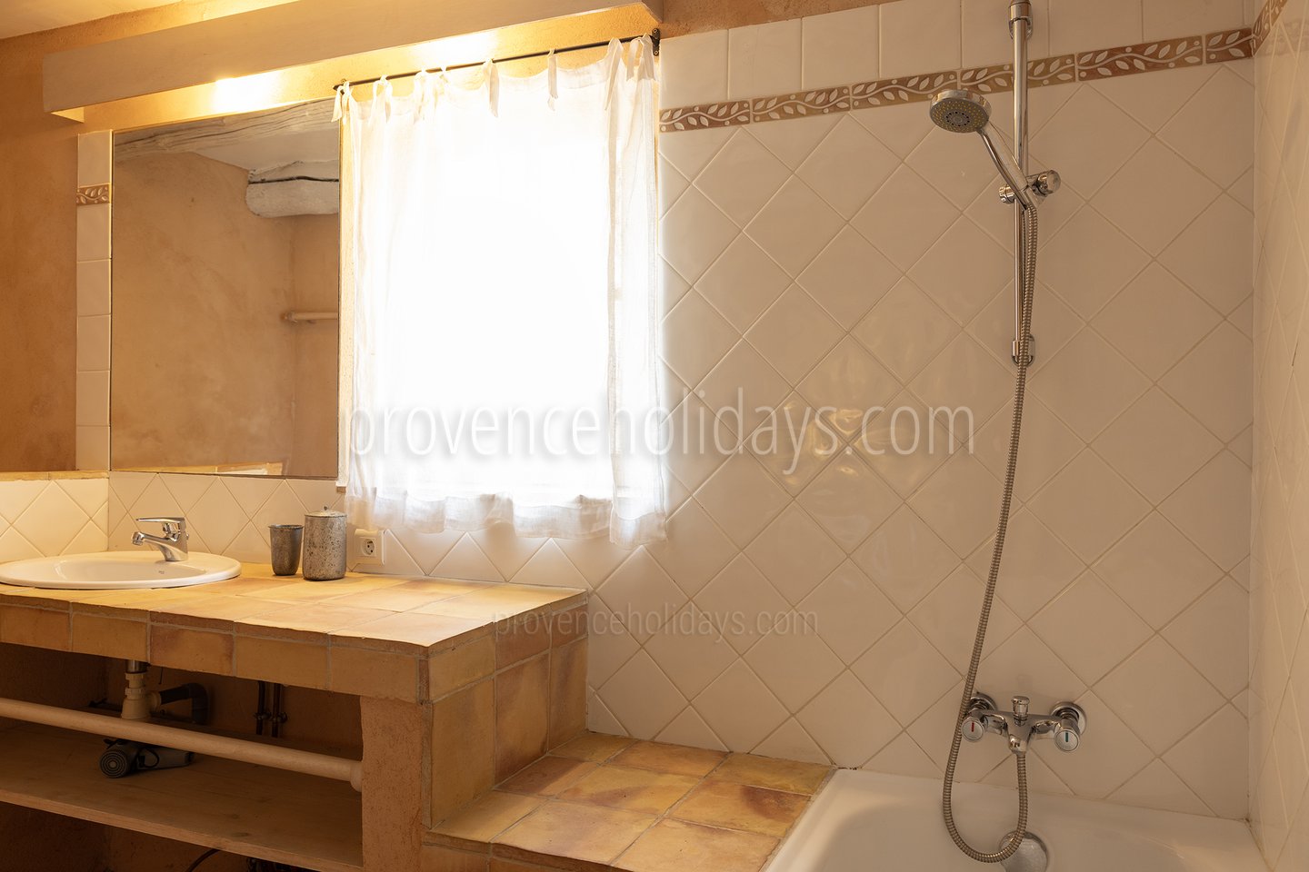 18 - Mas de Marguerite: Villa: Bathroom
