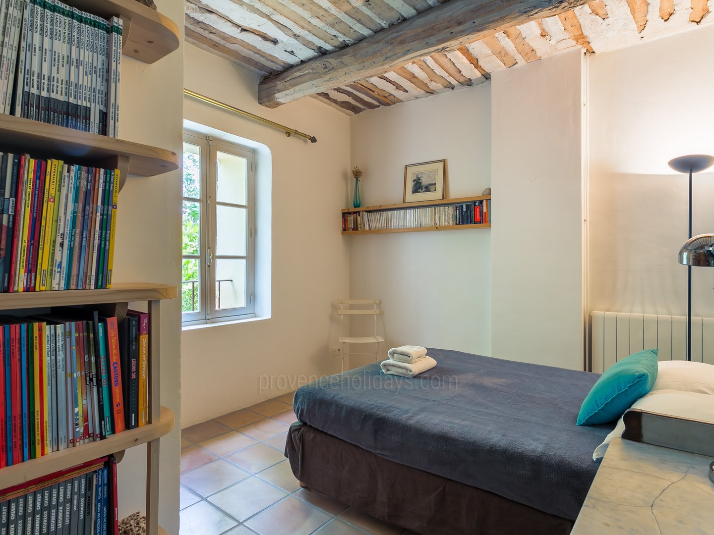 12 - Mas Aubade: Villa: Bedroom