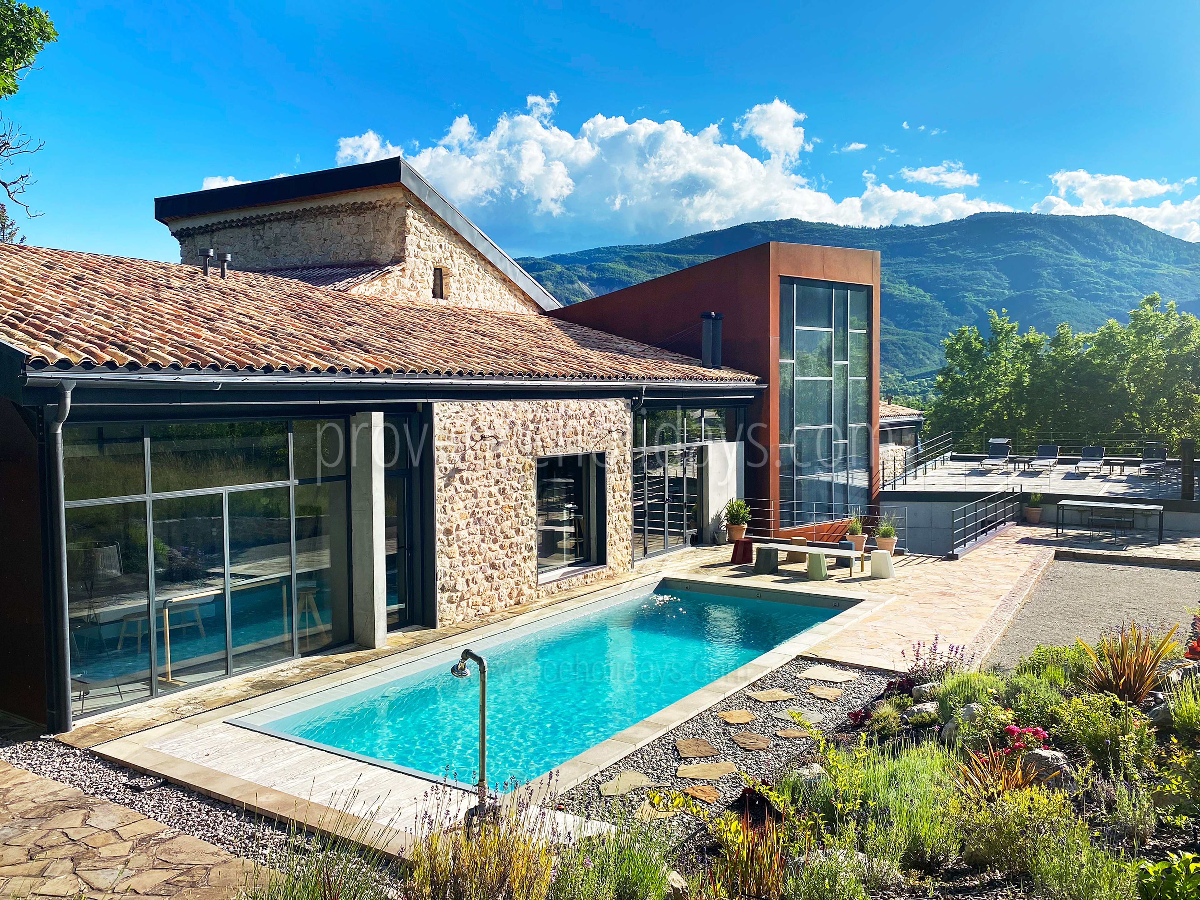 11 - Mas Villard: Villa: Pool