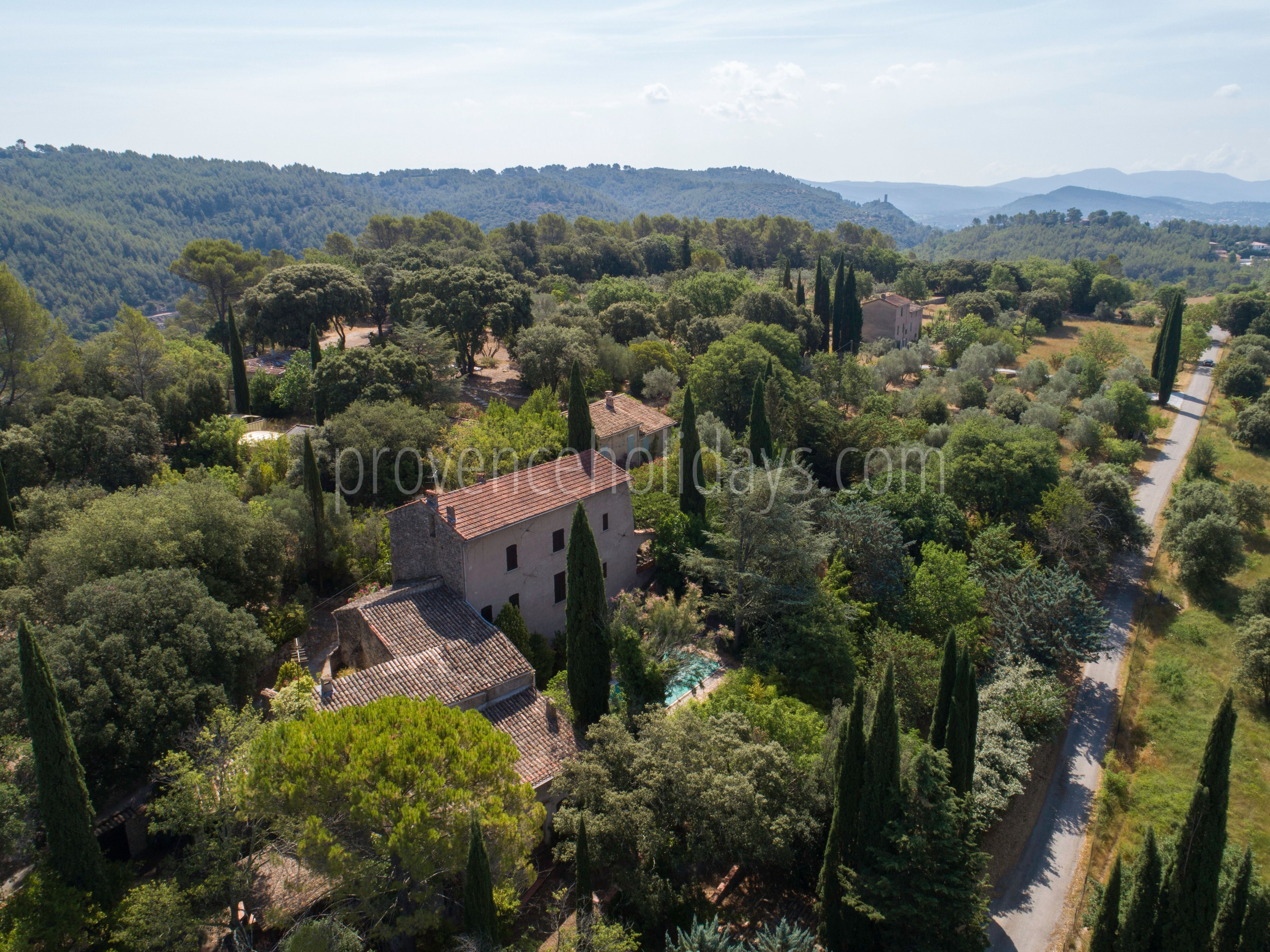 21 - La Bastide: Villa: Exterior