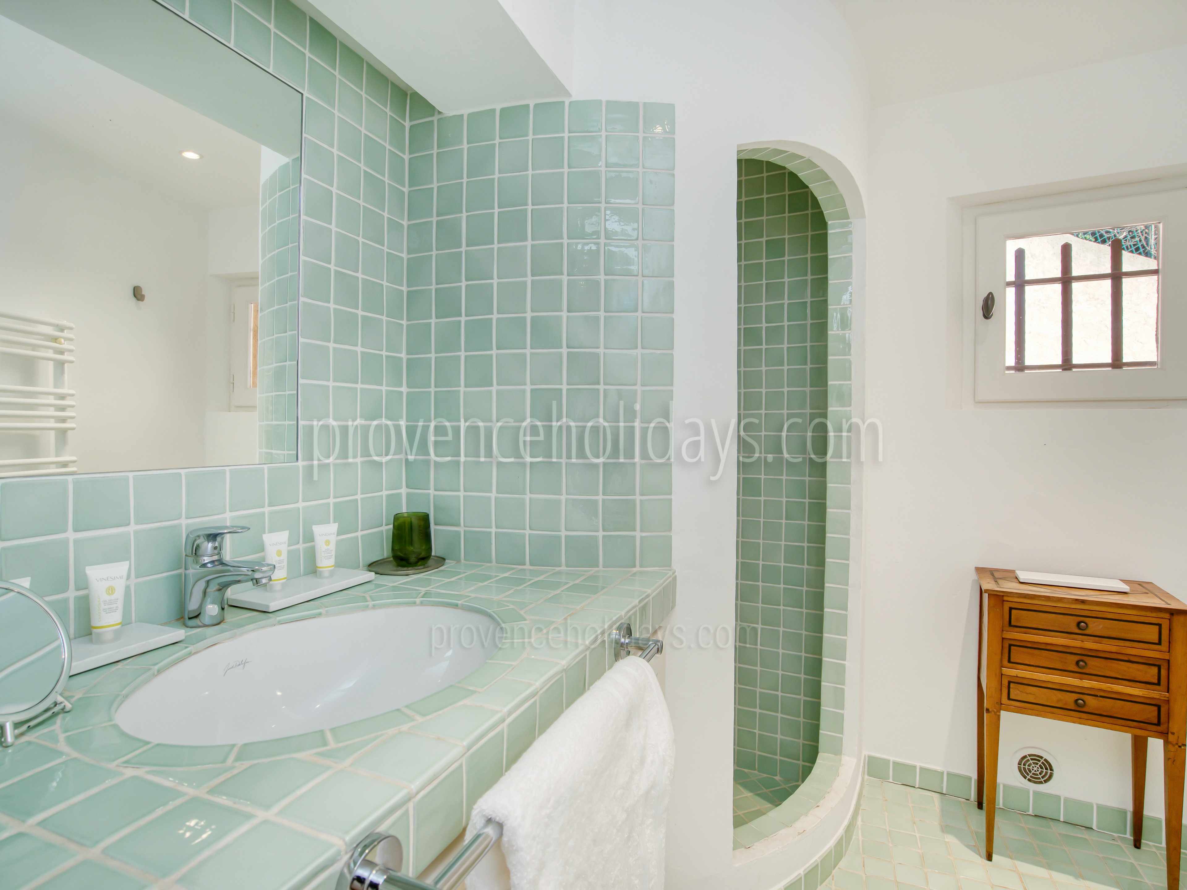 12 - Villa Beryl: Villa: Bathroom