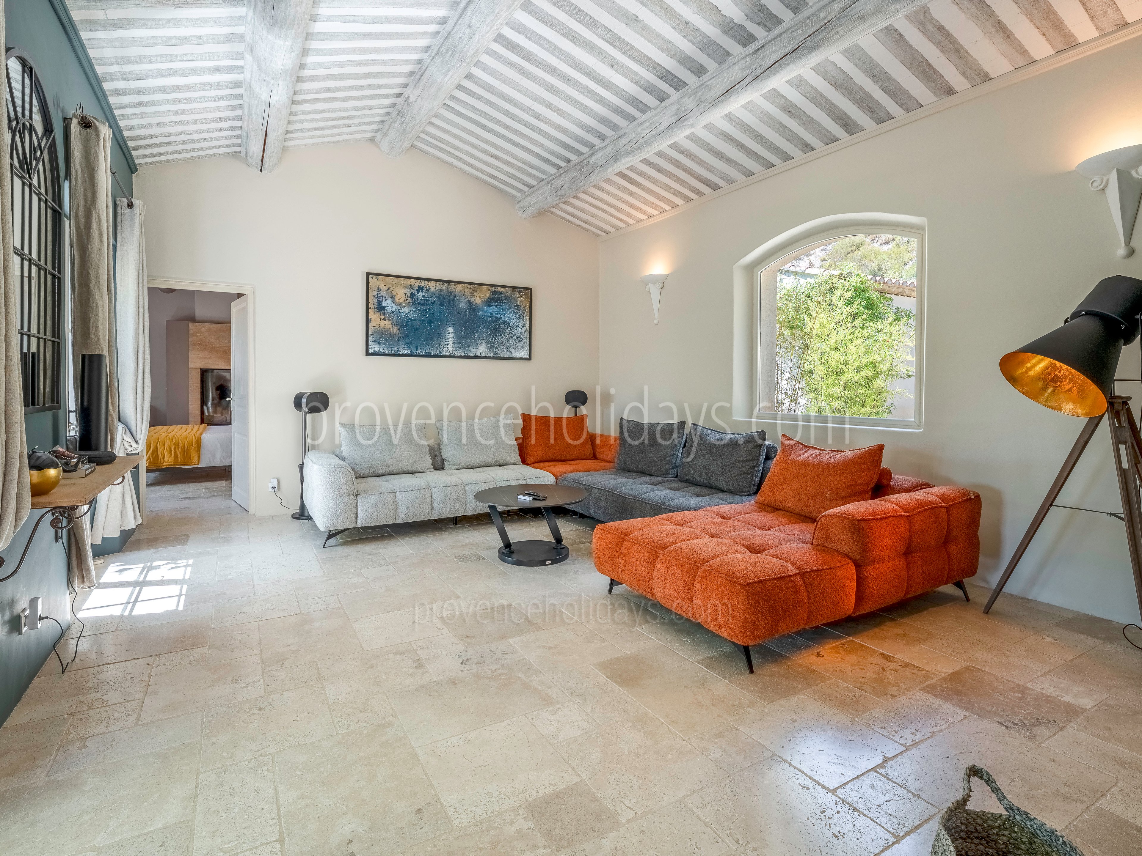 11 - Mas des Songes: Villa: Interior