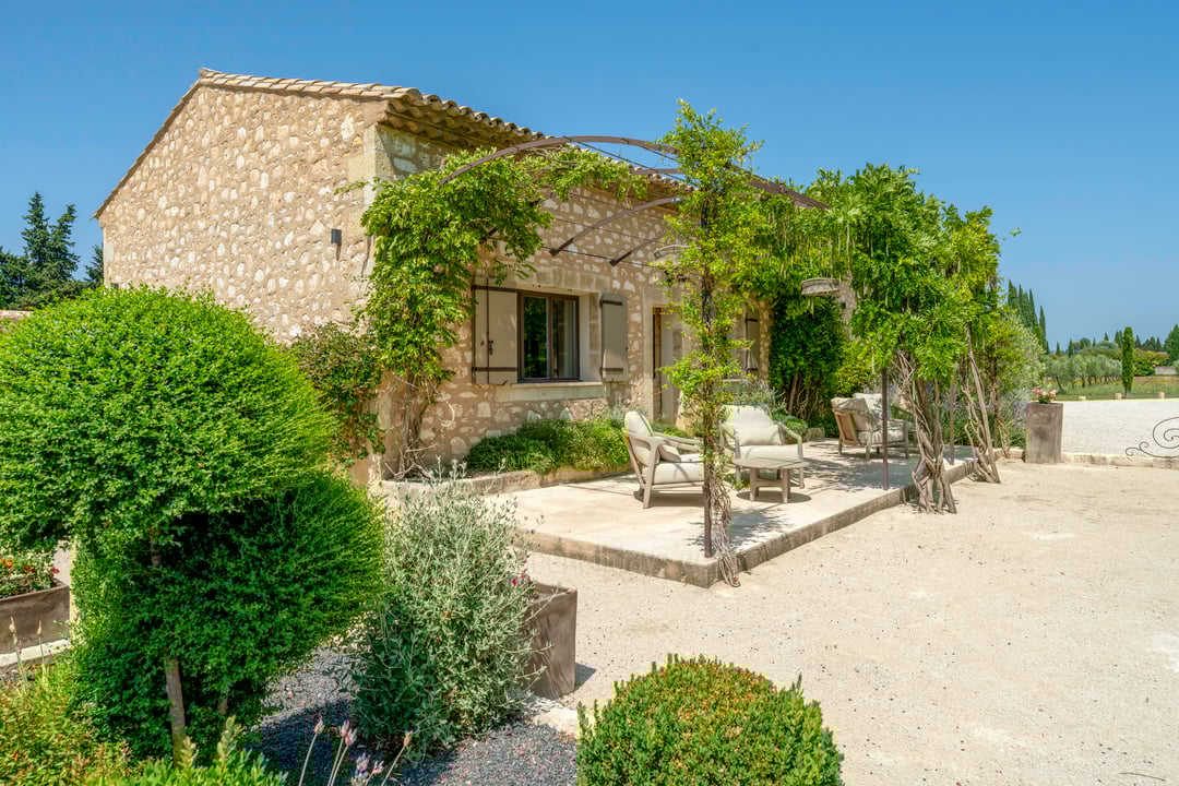 14 - Mas du Temps Suspendu: Villa: Exterior