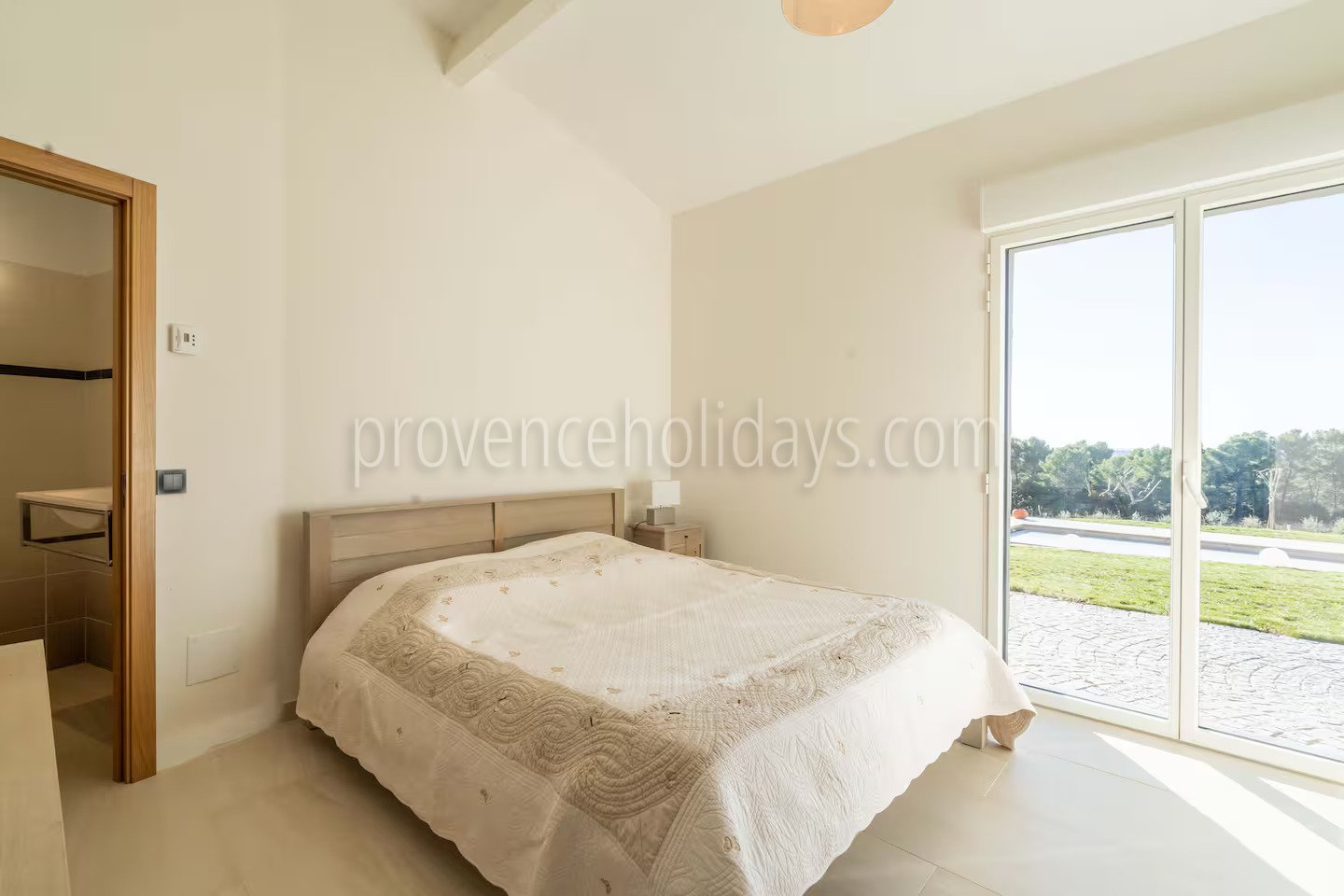 18 - Mas de l\'Eolienne: Villa: Bedroom