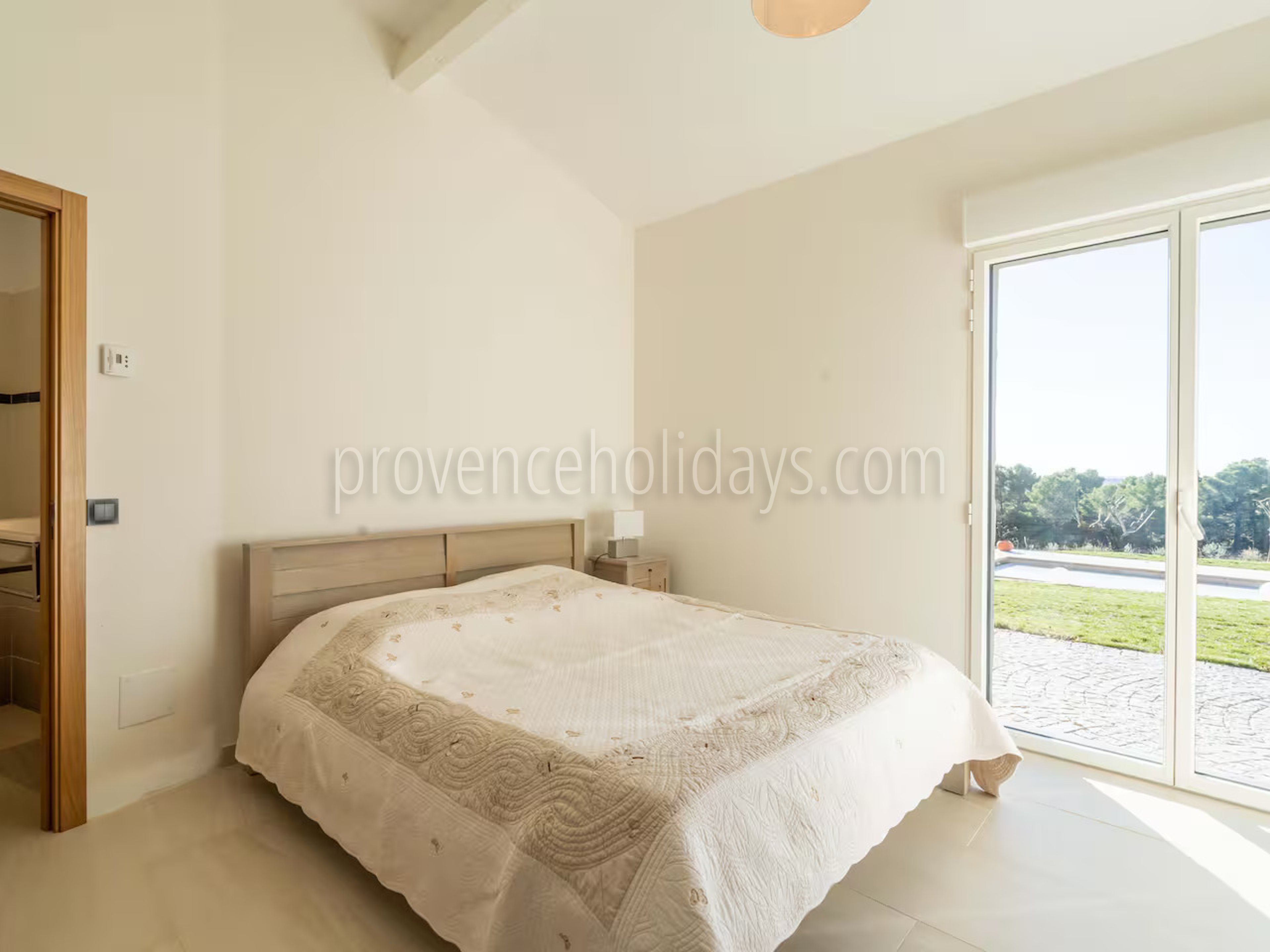 18 - Mas de l\'Eolienne: Villa: Bedroom