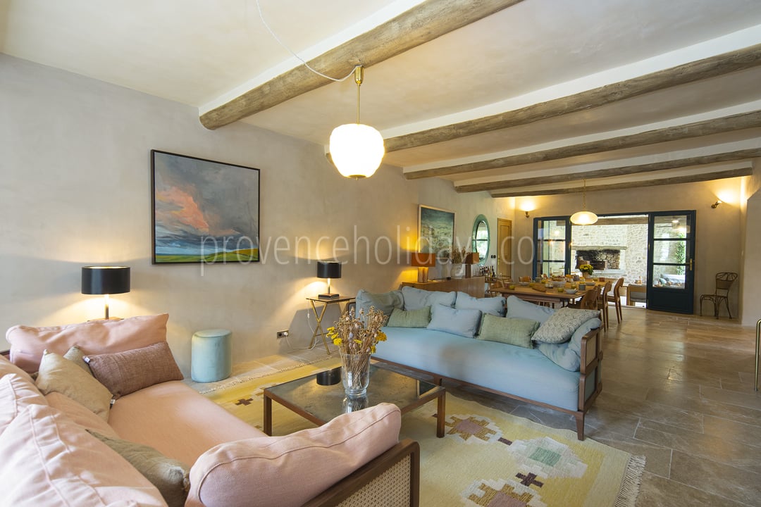 6 - Villa Dahlia: Villa: Interior