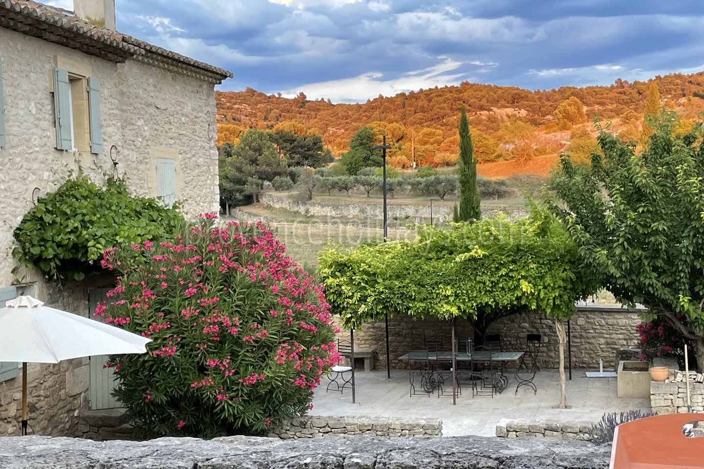 309 - Le Refuge du Soleil: Villa: Exterior