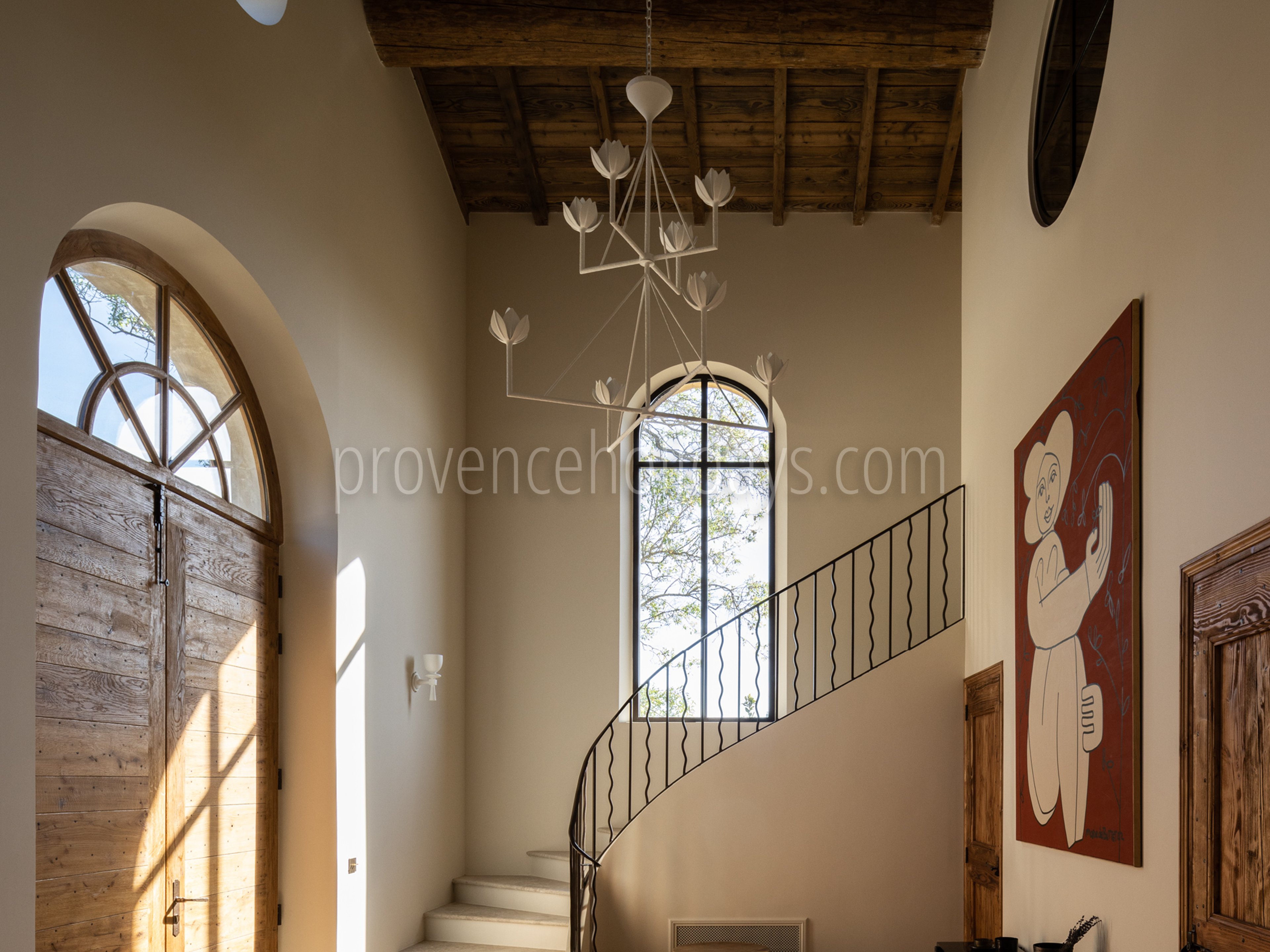 24 - Mas Chabaud: Villa: Interior