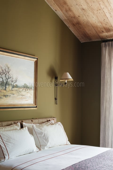 40 - Mas des Oliviers: Villa: Bedroom