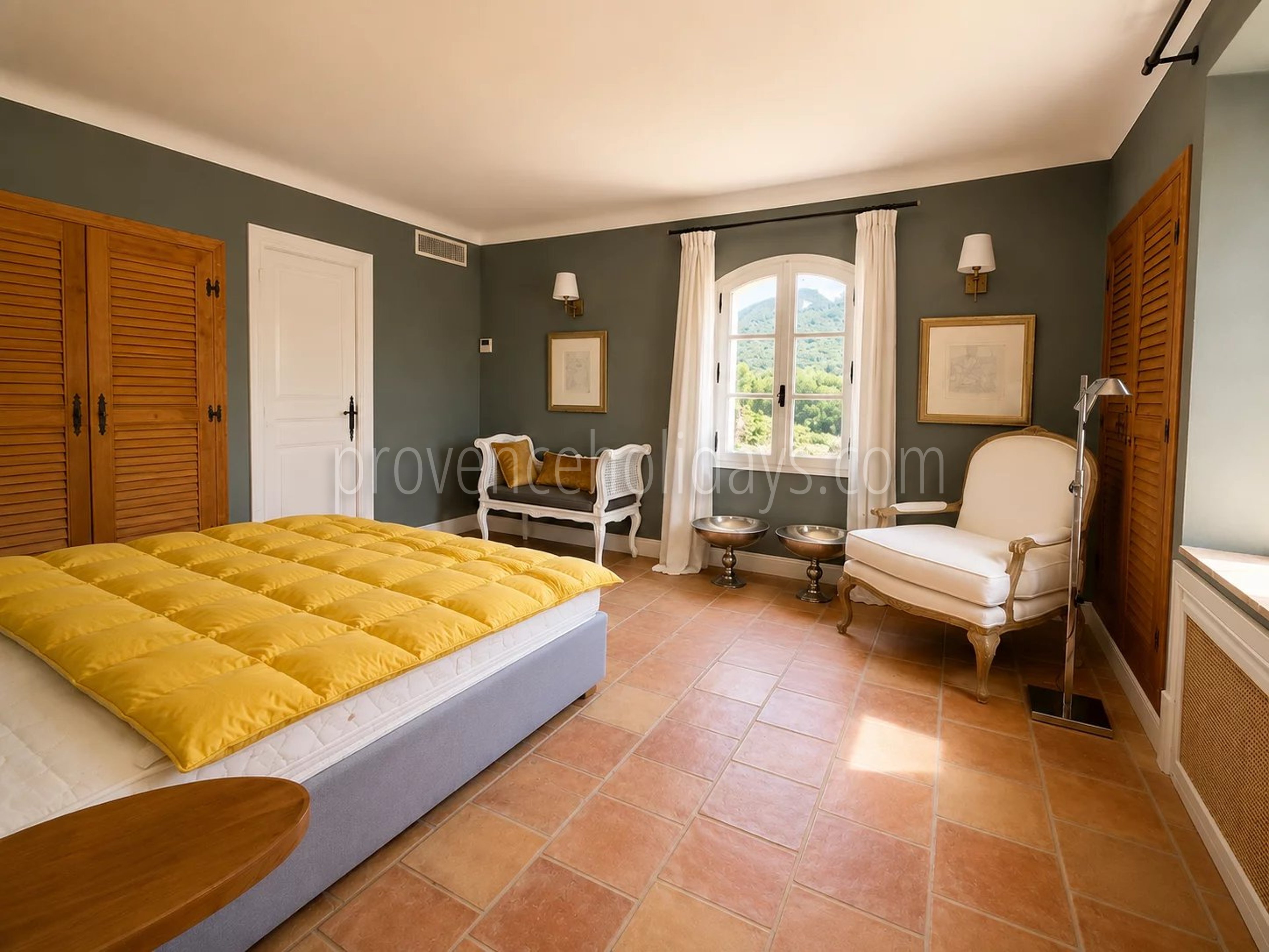 13 - Provençaals huis in Grimaud: Villa: Bedroom