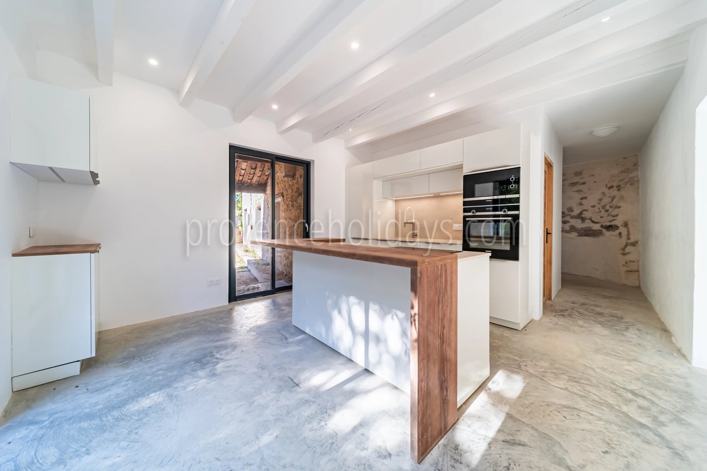 8 - Mas rénové à L\'Isle-sur-la-Sorgue: Villa: Interior