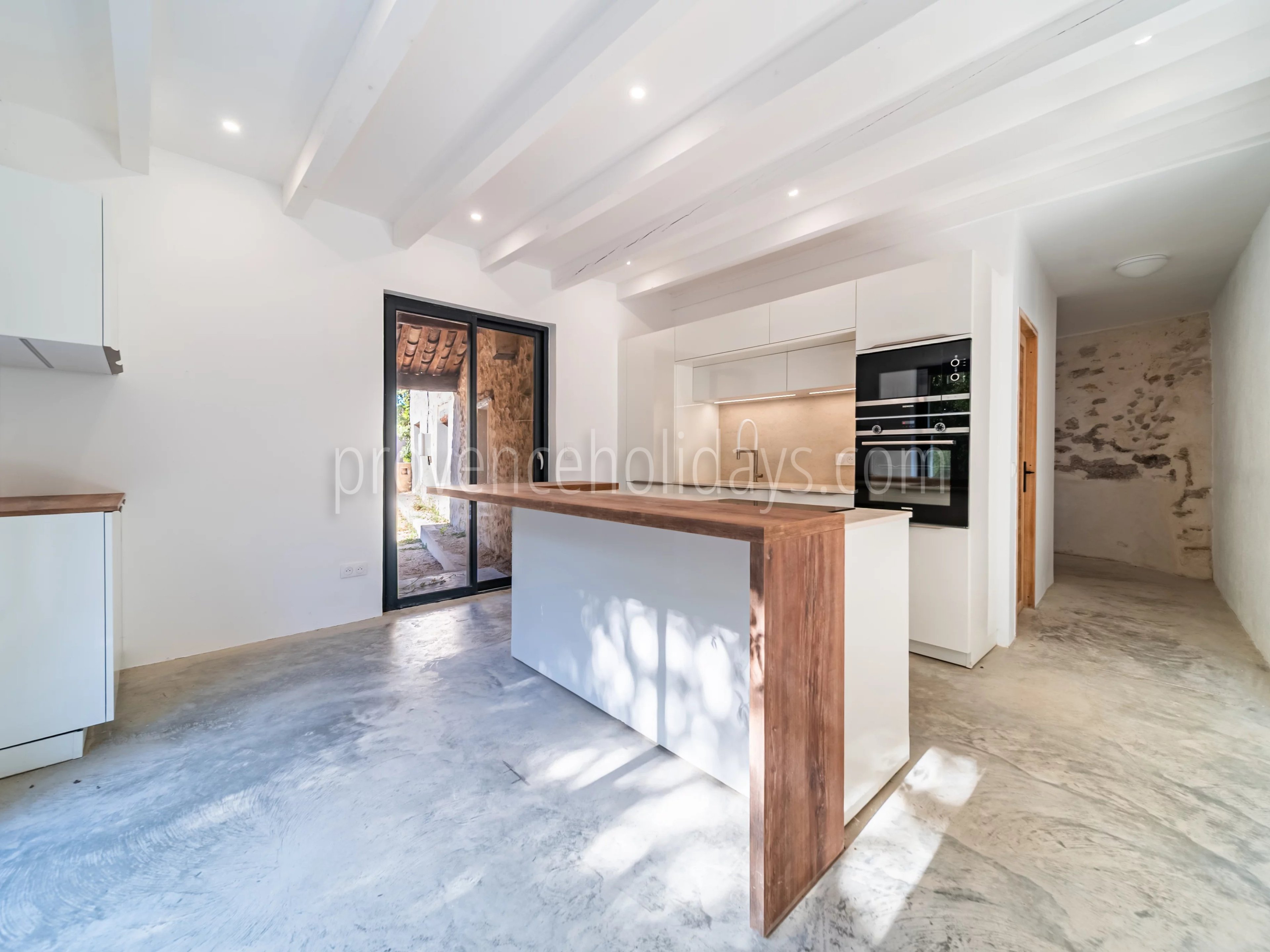 8 - Mas rénové à L\'Isle-sur-la-Sorgue: Villa: Interior