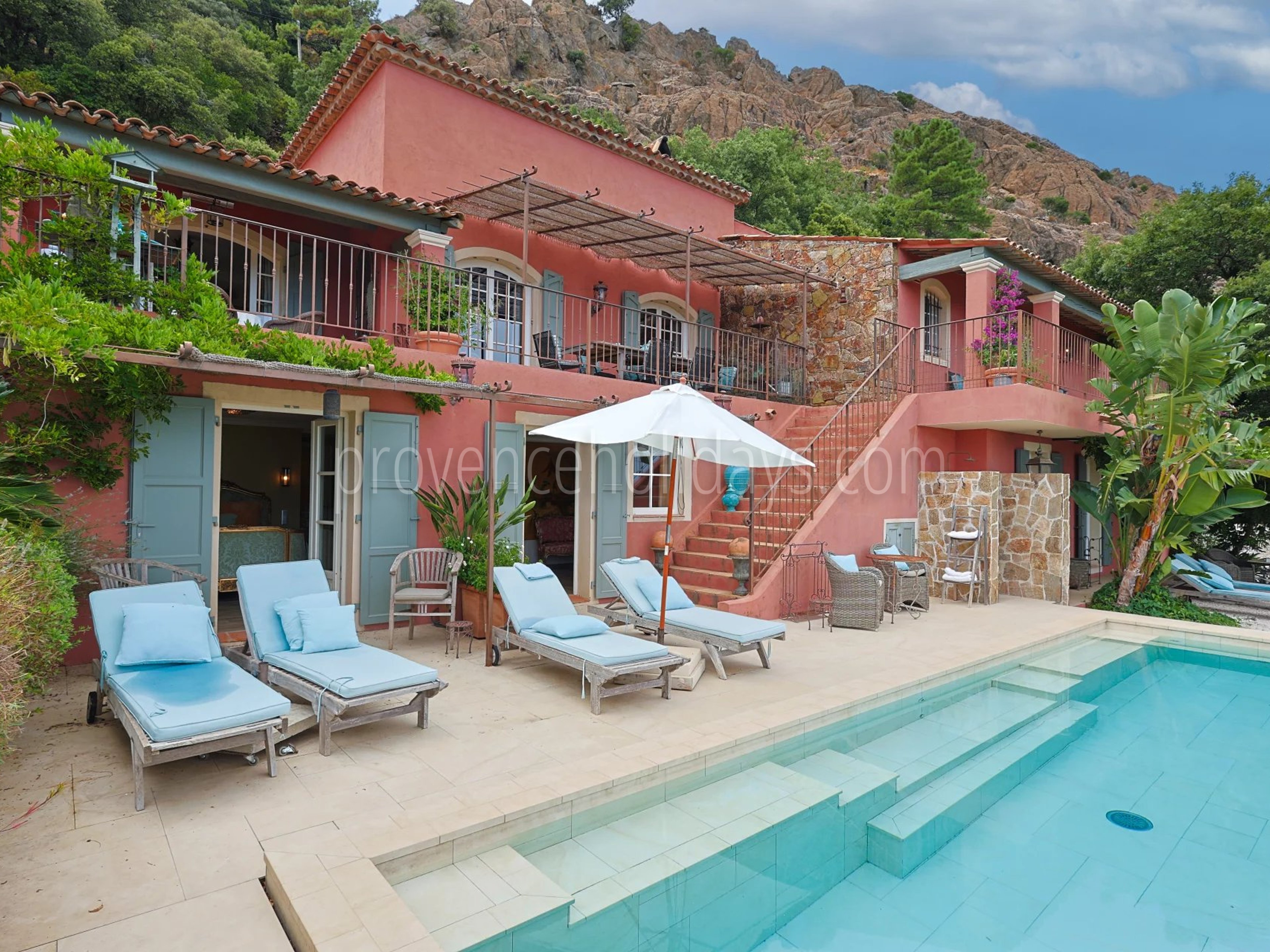 11 - Villa with sauna in La Garde-Freinet: Villa: Pool