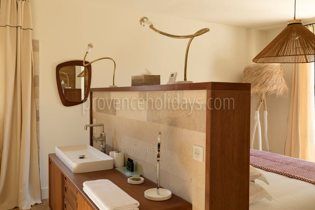 19 - Chez Sako: Villa: Bathroom