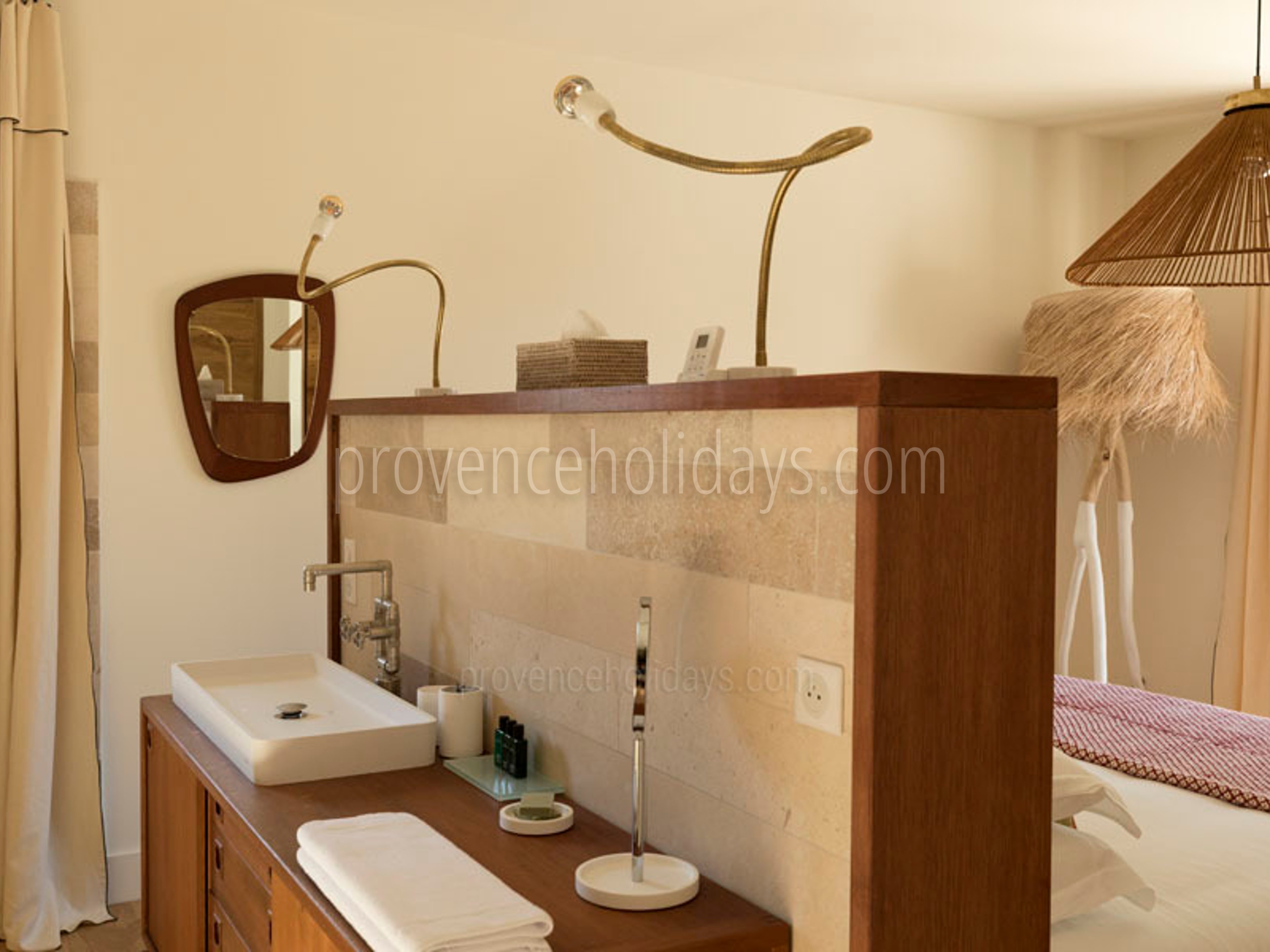 19 - Chez Sako: Villa: Bathroom