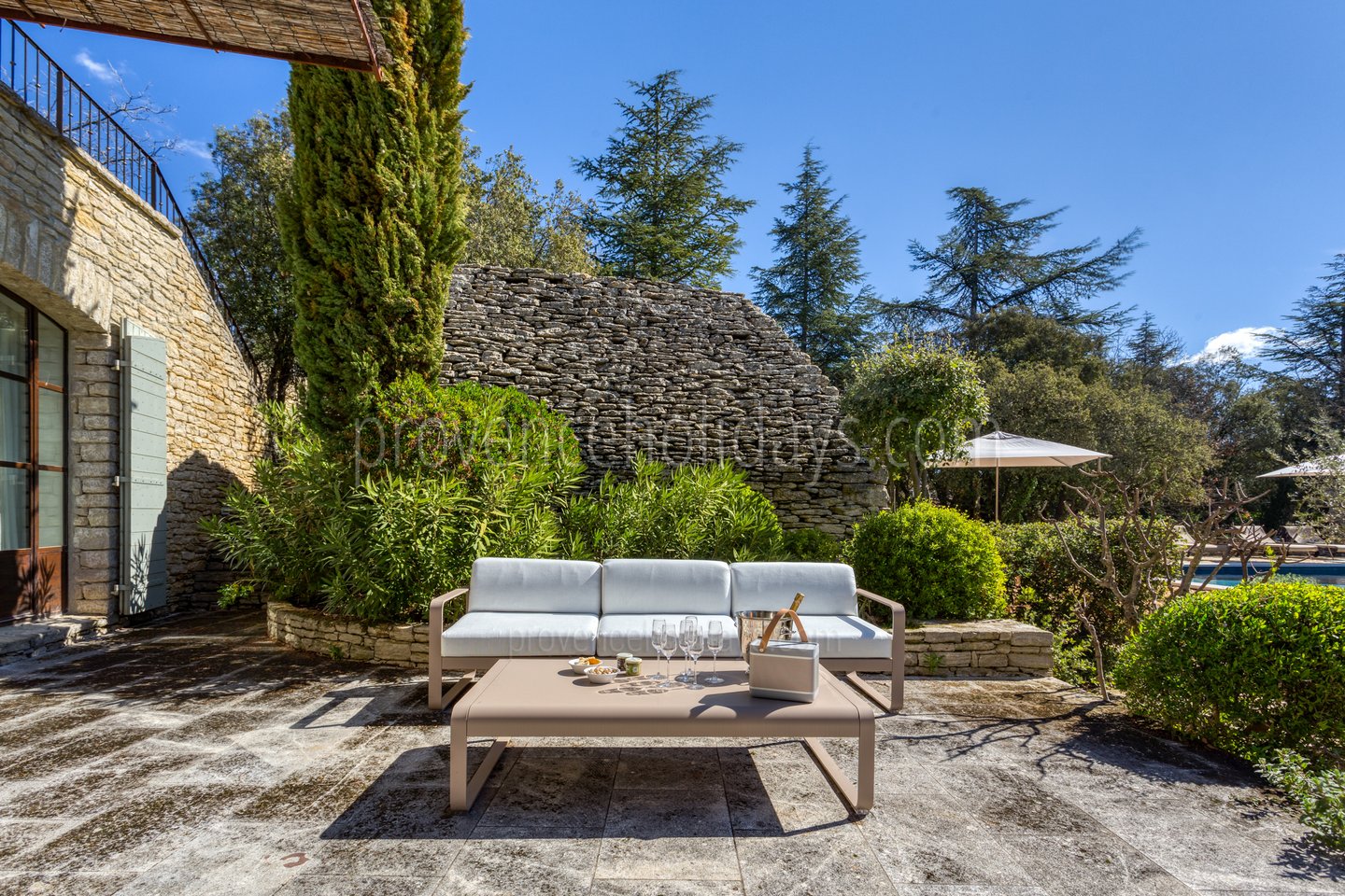 3 - Le Mas de l\'Ouest: Villa: Exterior