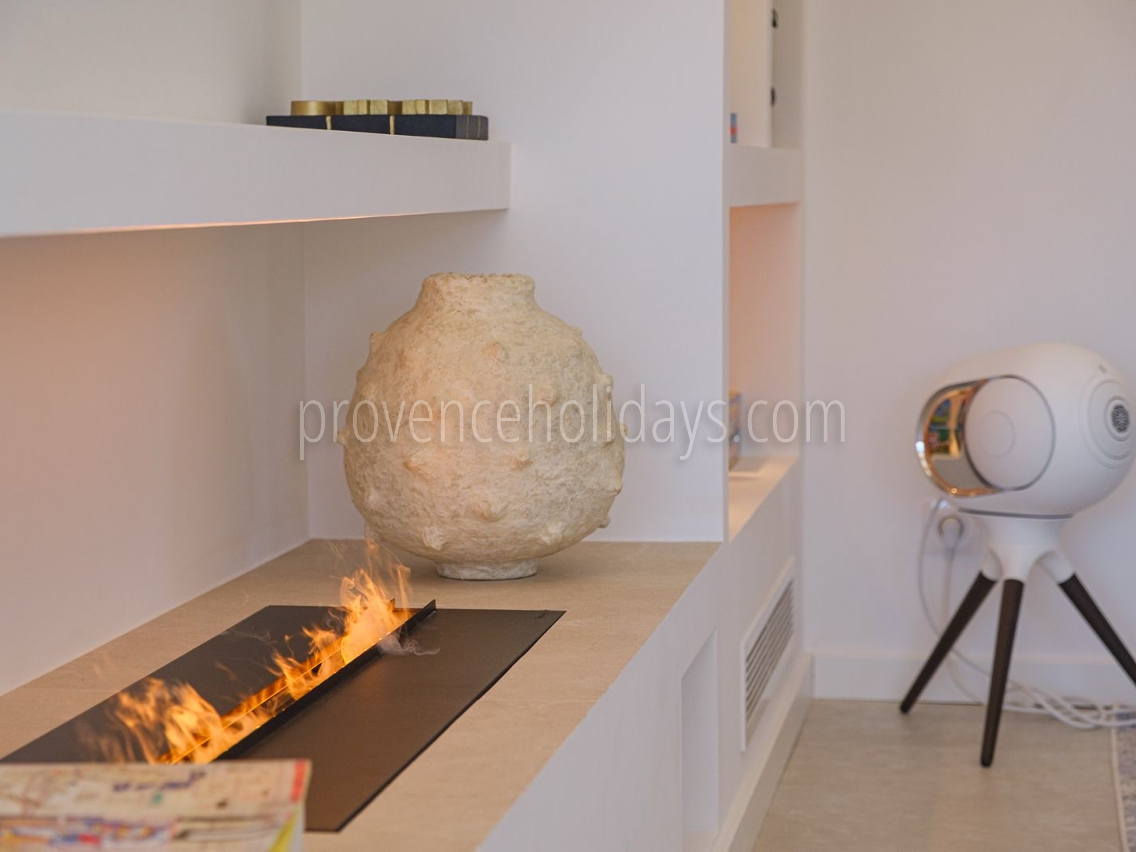 23 - Villa Riviera: Villa: Interior