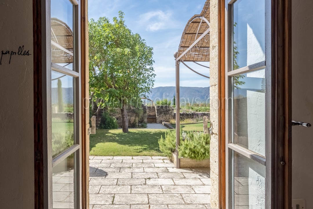 33 - Mas d\'Antoine: Villa: Exterior