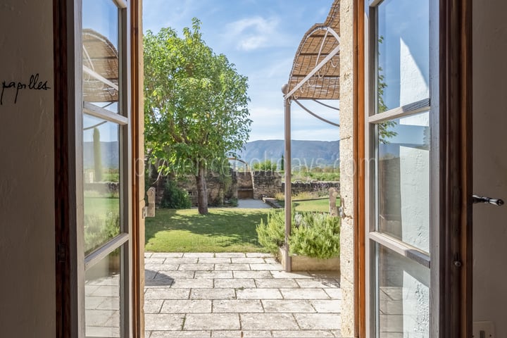 33 - Mas d\'Antoine: Villa: Exterior