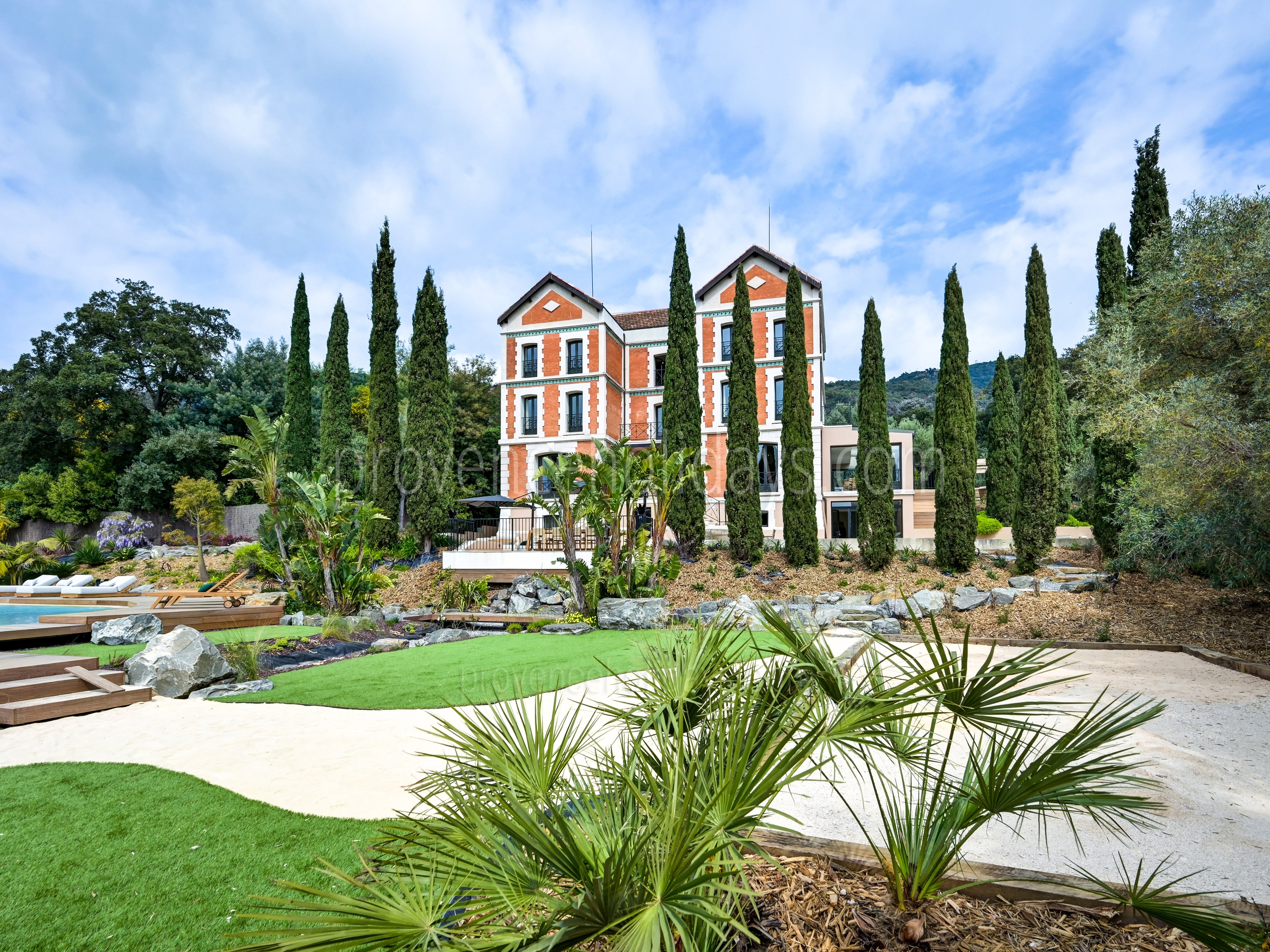 35 - Villa Castel: Villa: Exterior