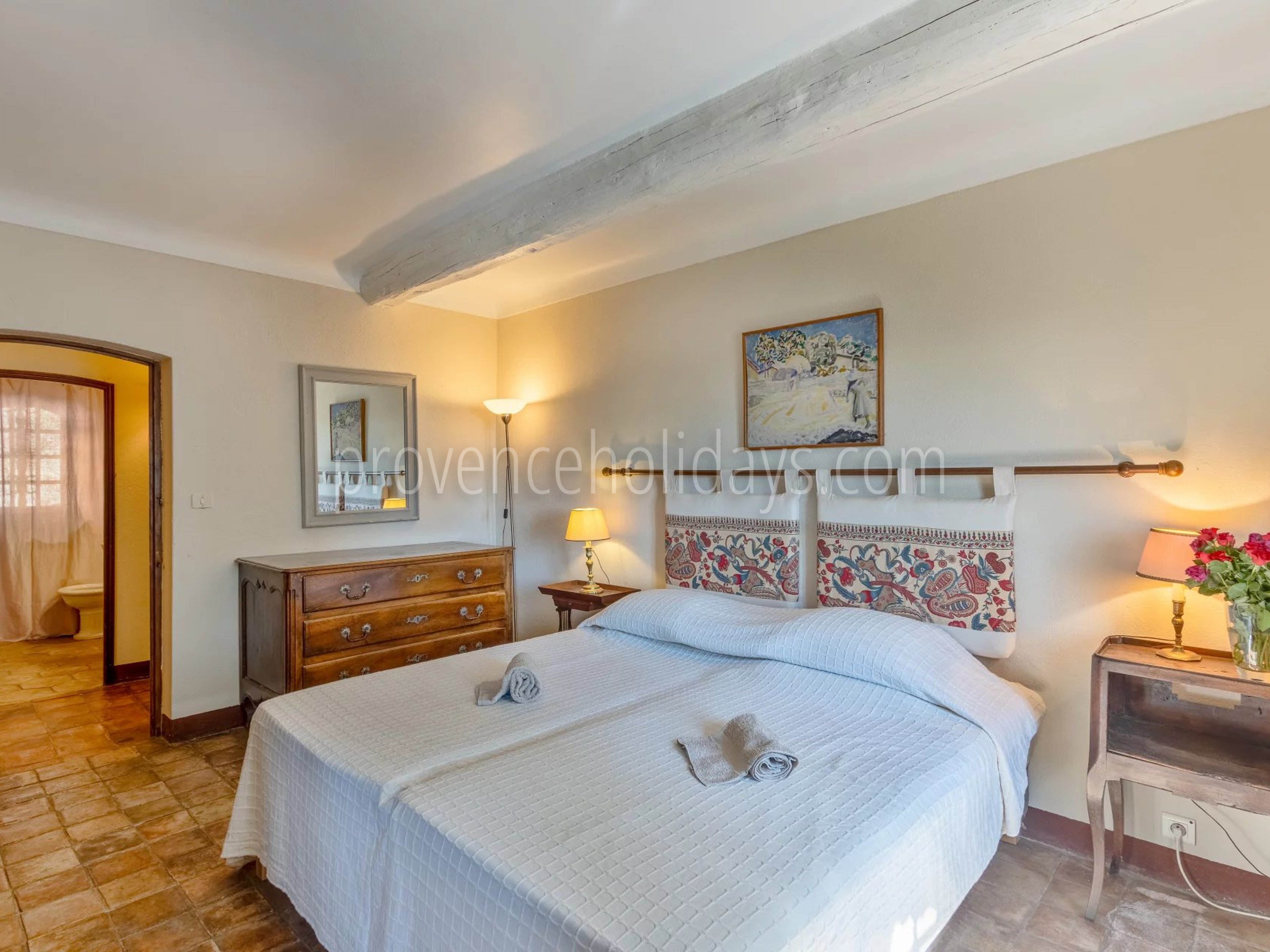 29 - Steinernes hameau in La Garde-Freinet: Villa: Bedroom