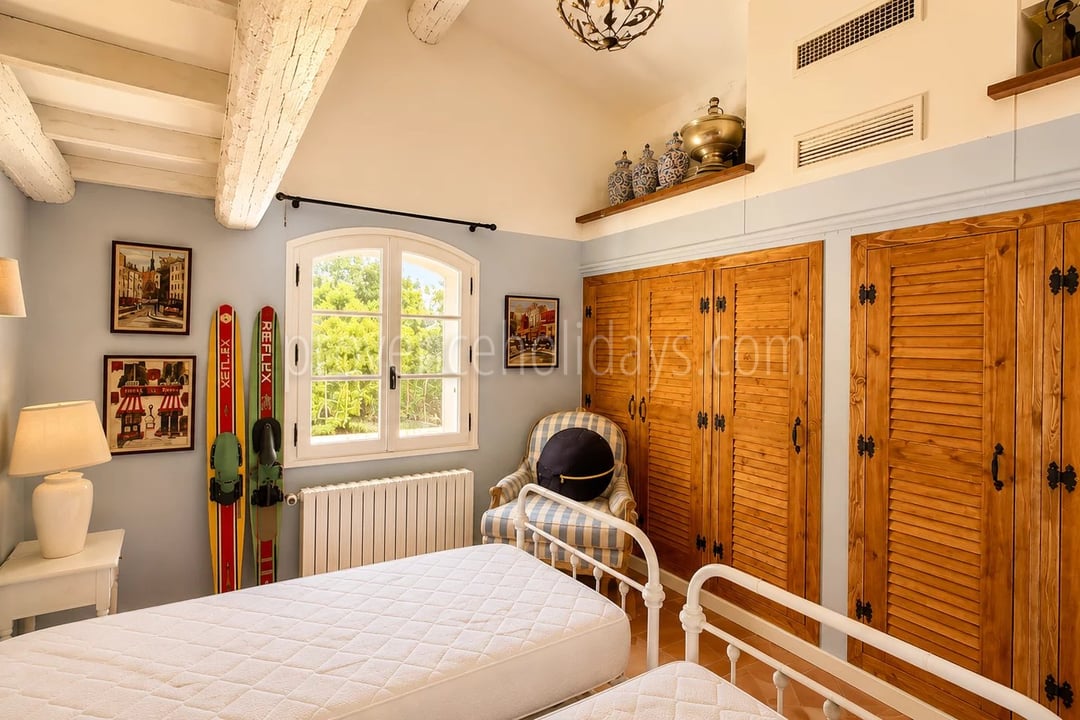 16 - Provençaals huis in Grimaud: Villa: Bedroom