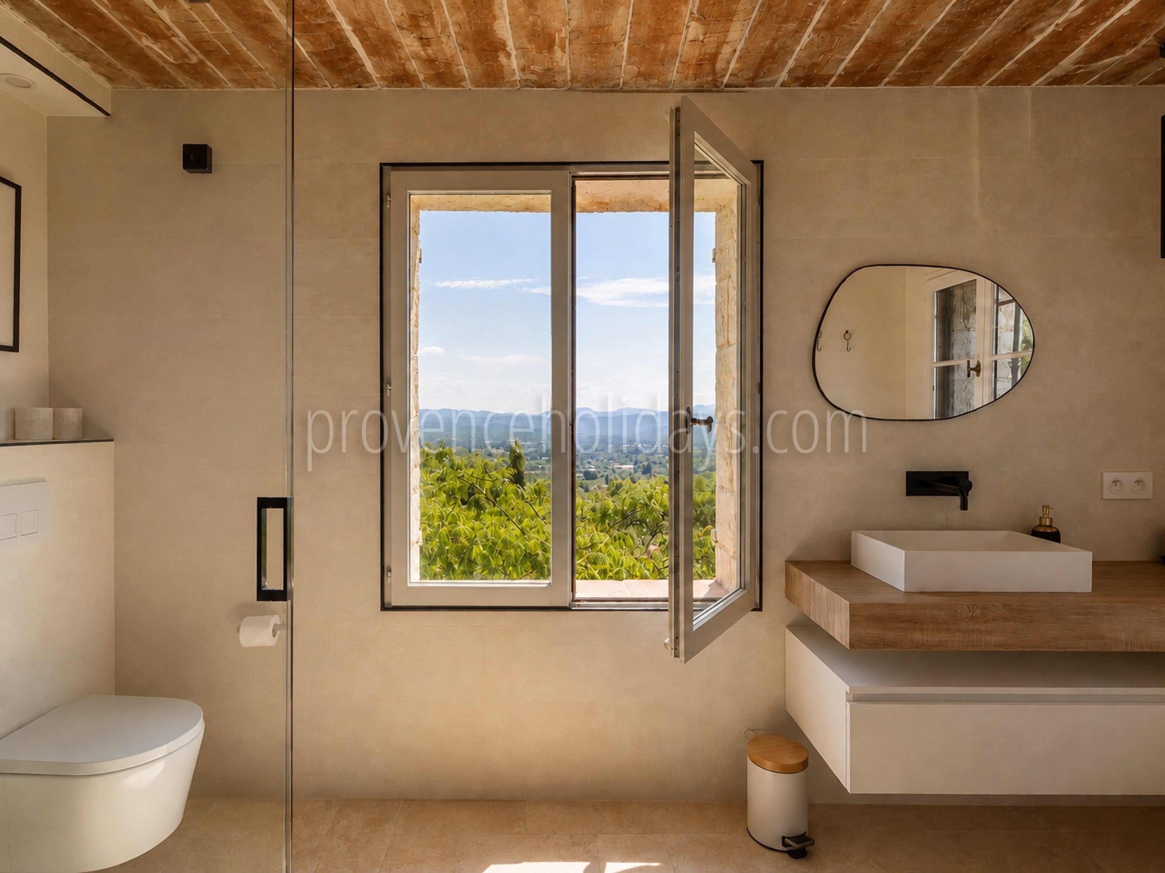 10 - Villa Caleous: Villa: Bathroom